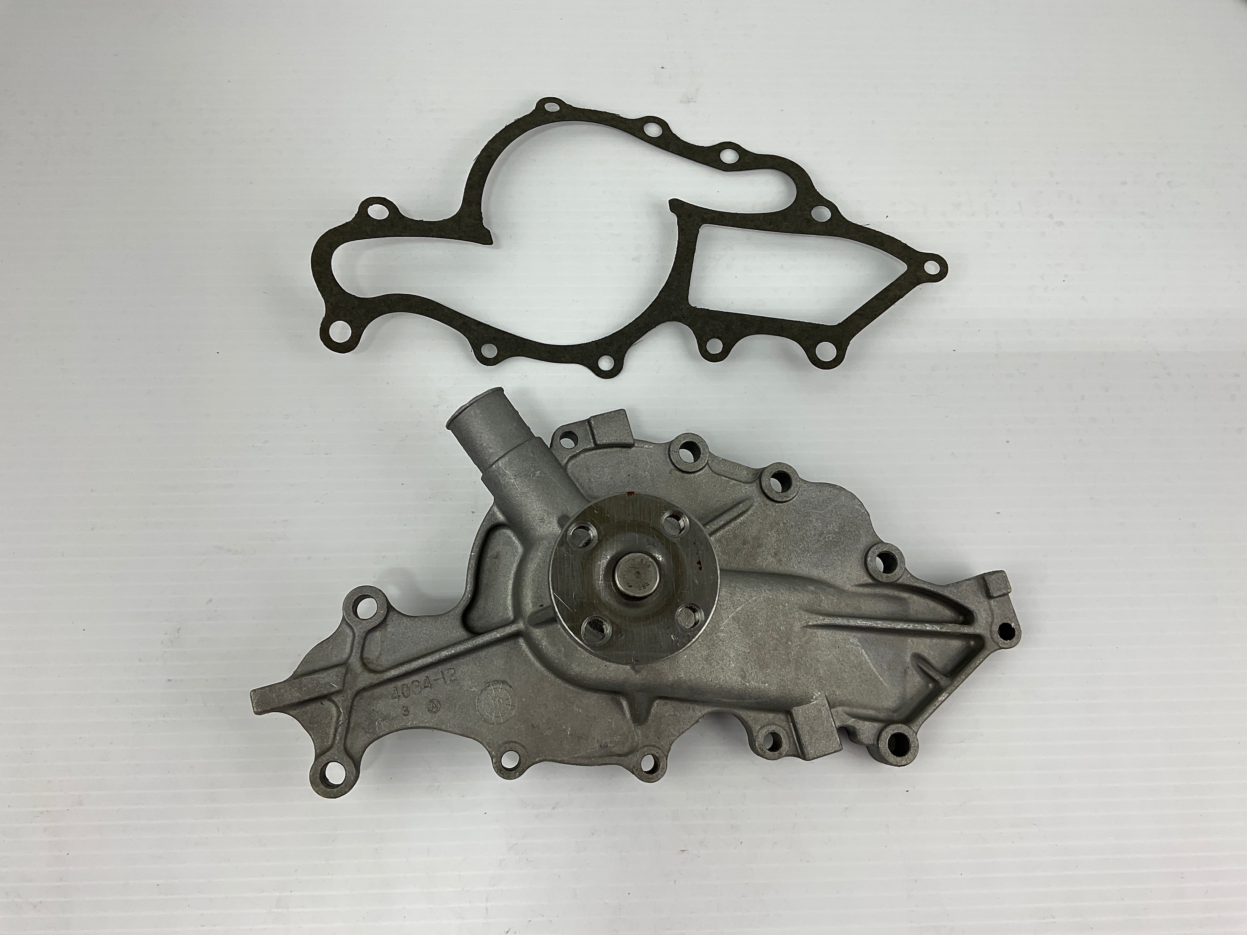 Engine Water Pump Interchangeable with Airtex AW4034
