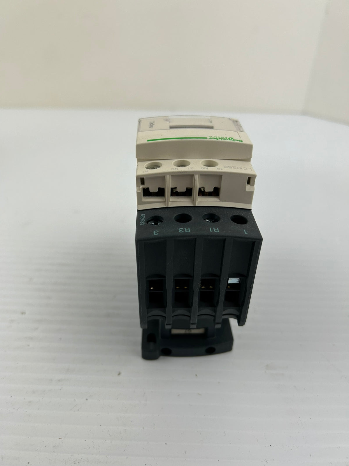 Schneider Electric TeSys LC1D258G7 Contactor 600V 3 Phase