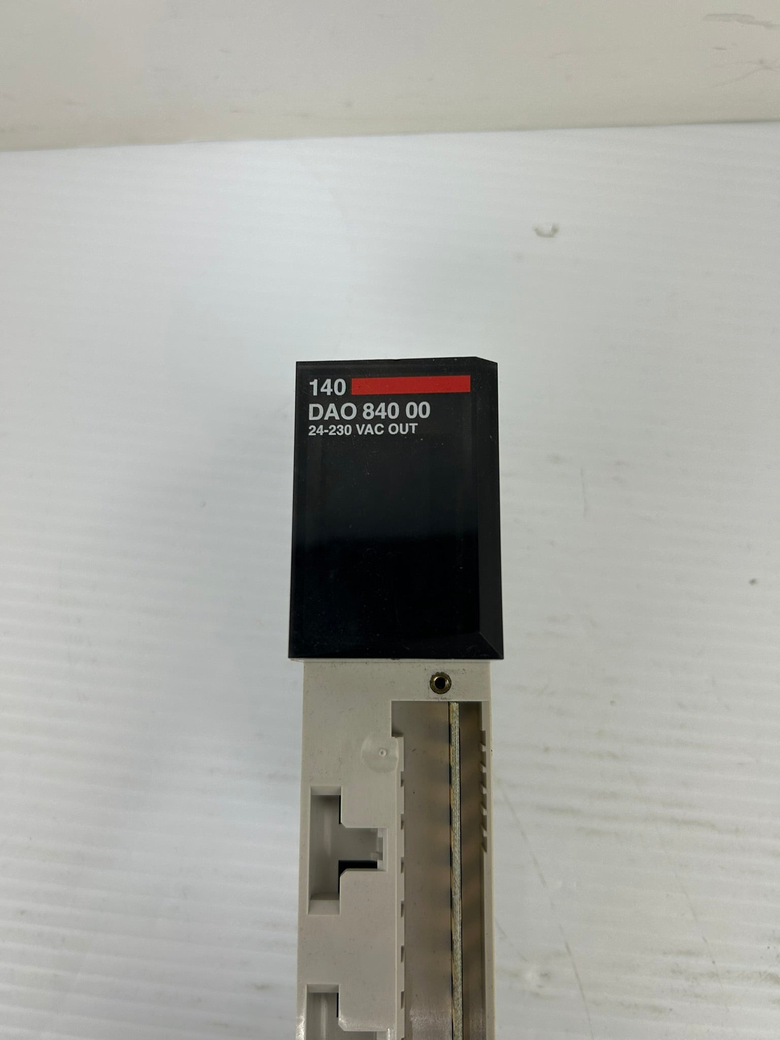 AEG Schneider Automation 140DAO84000 TSX Quantum PLC Module