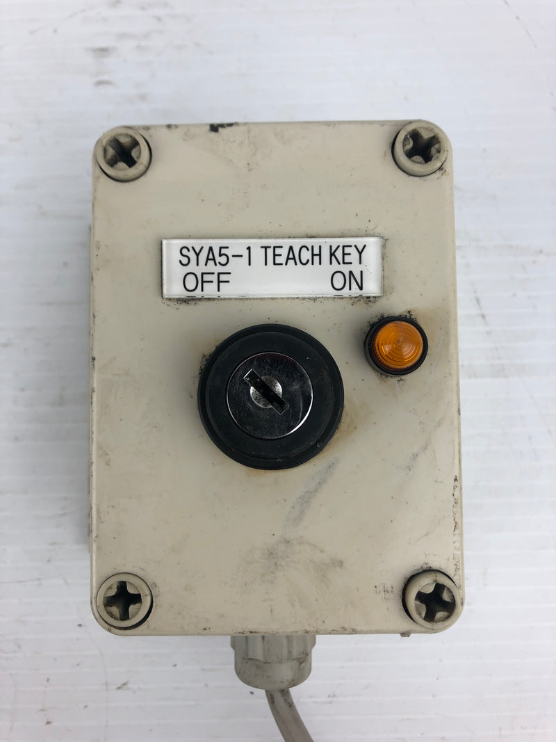 Idec HW-CB10 Control Box with Key Switch - Missing Key