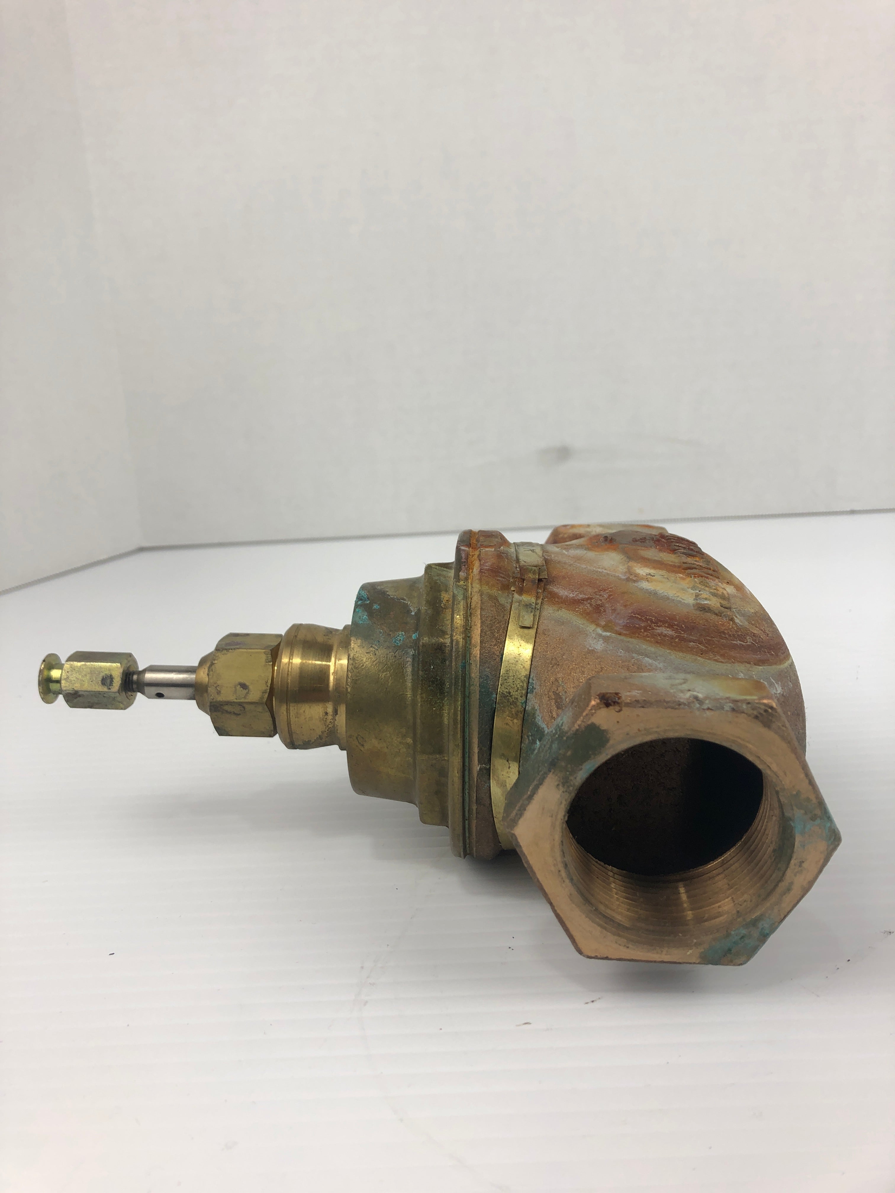 Honeywell V5011G 1228 Valve 1-1/2"
