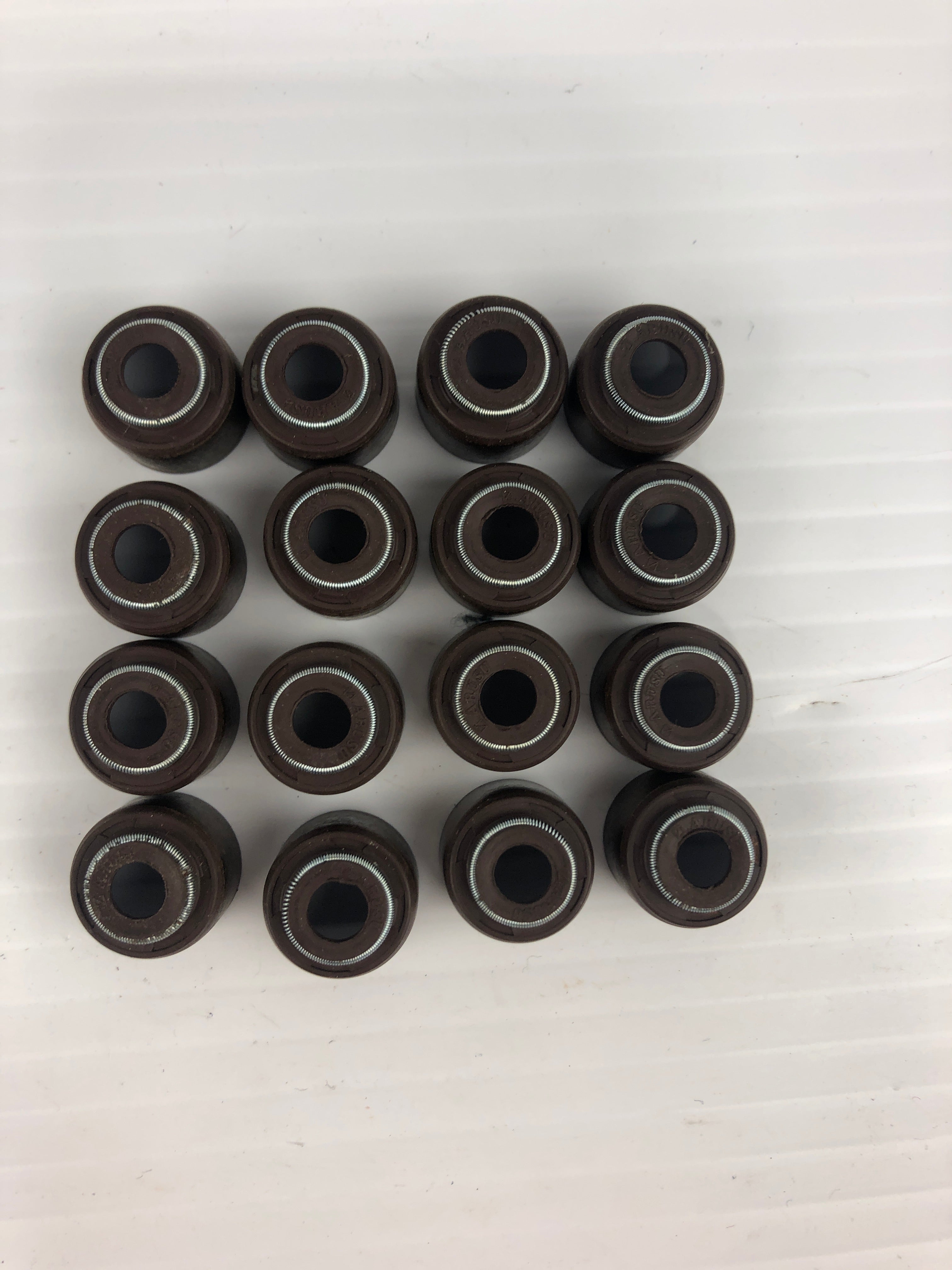 Clevite 2161204 Engine Valve Stem Seal 216-1204 - Box of 16