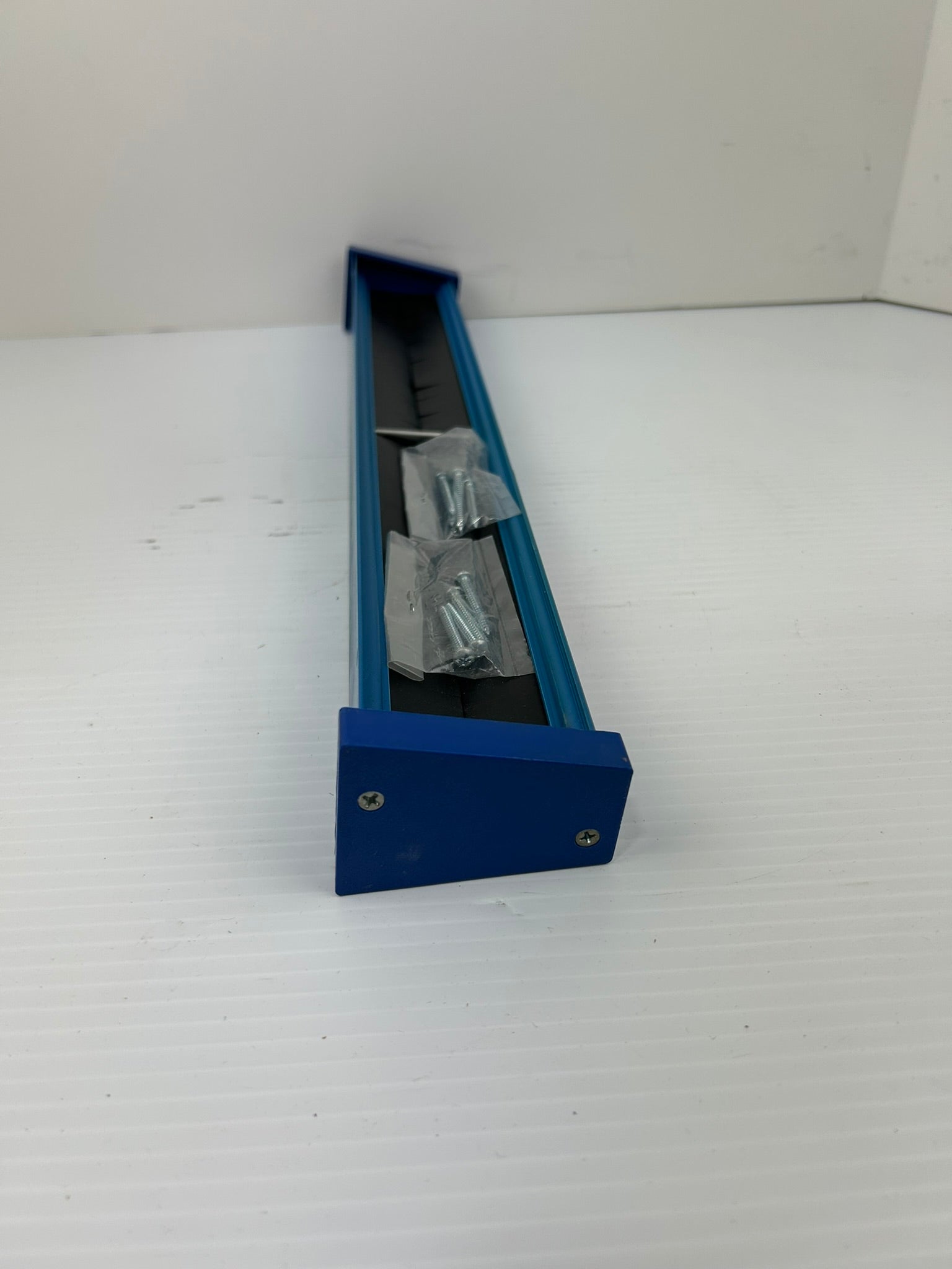 SuperGrip/All WM918S Heavy Duty Tool Holder 18" Long