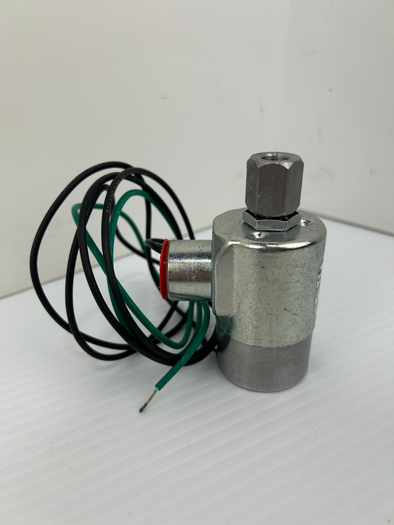 Versa ESM-3202-66-H2-A120 Valve 0-75PSIG 0-5.2bar 38VDC 8.7W 50/60Hz