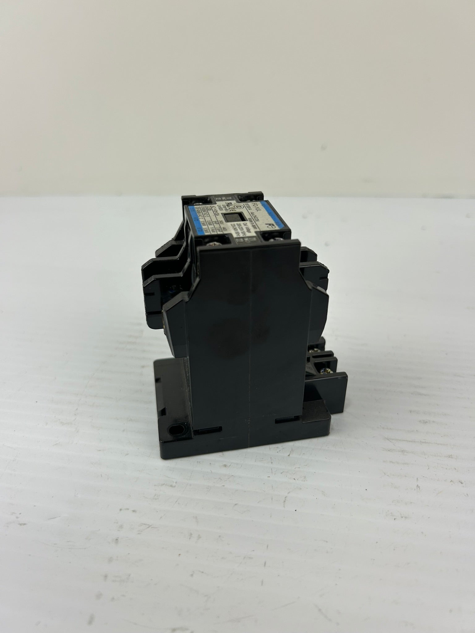 Fuji Electric FC-1UL Magnetic Contactor SF20B1A