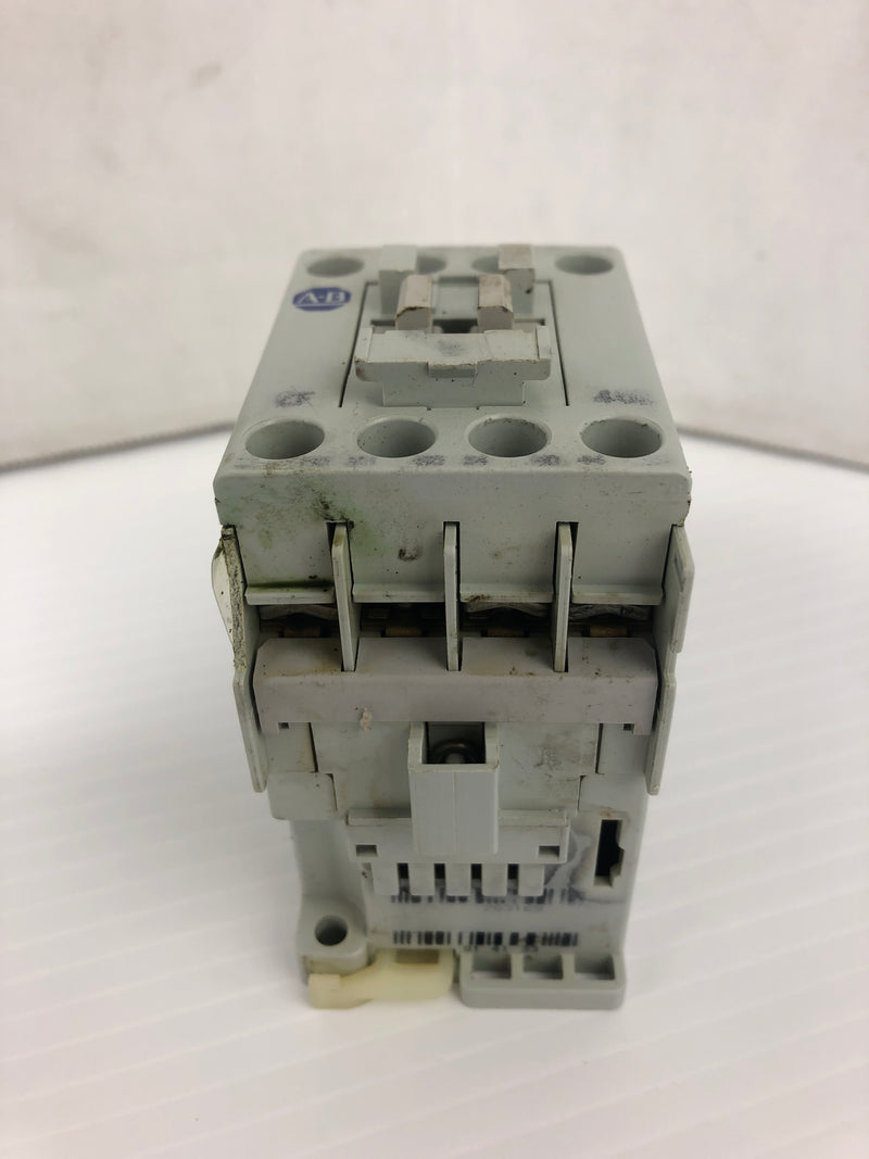 Allen-Bradley 700-CF400* Control Relay Ser. A 690V 20A 8kV - Lot of 2