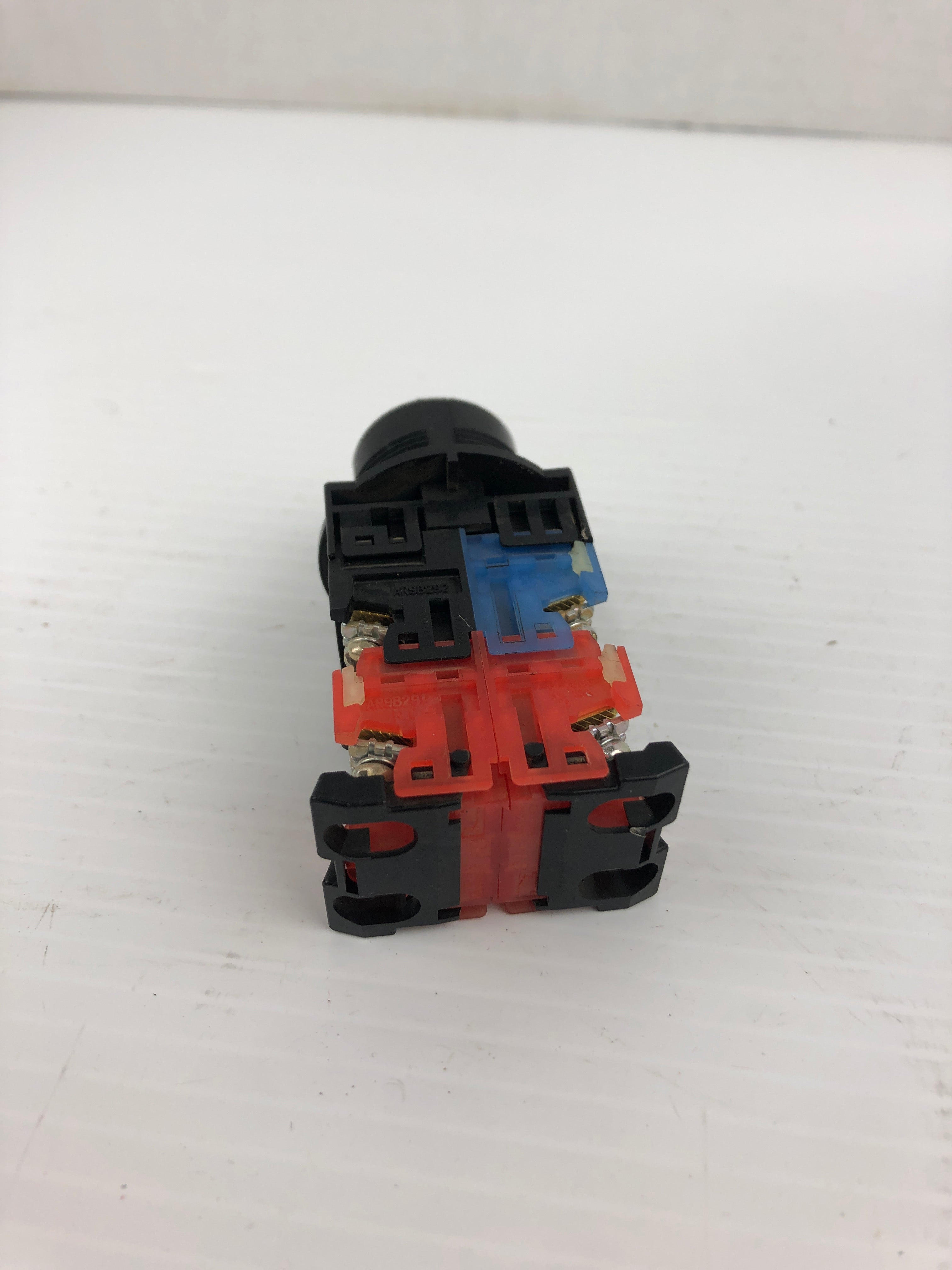 Fuji Electric AR30V0L E3 Push Button - Missing Top
