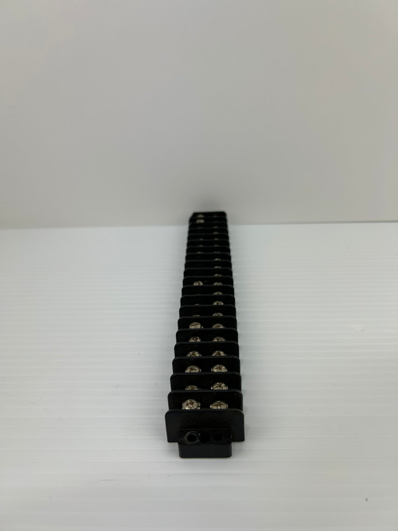 USD TB200HB Terminal Block 20P - Lot of 8