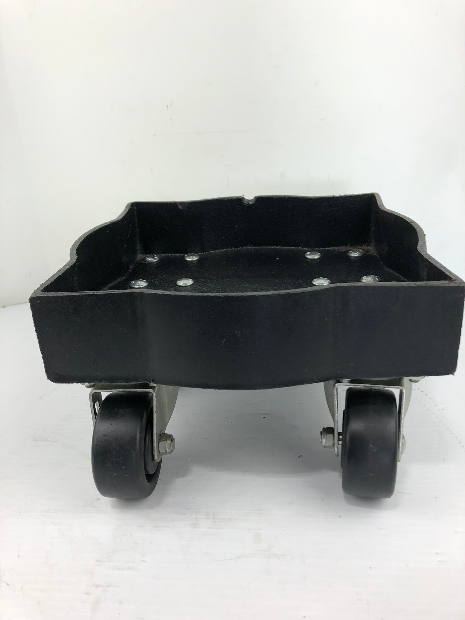 Back Plastic Stand with Metal Swivel Casters Wheeled Plant Holder, Motor Stand