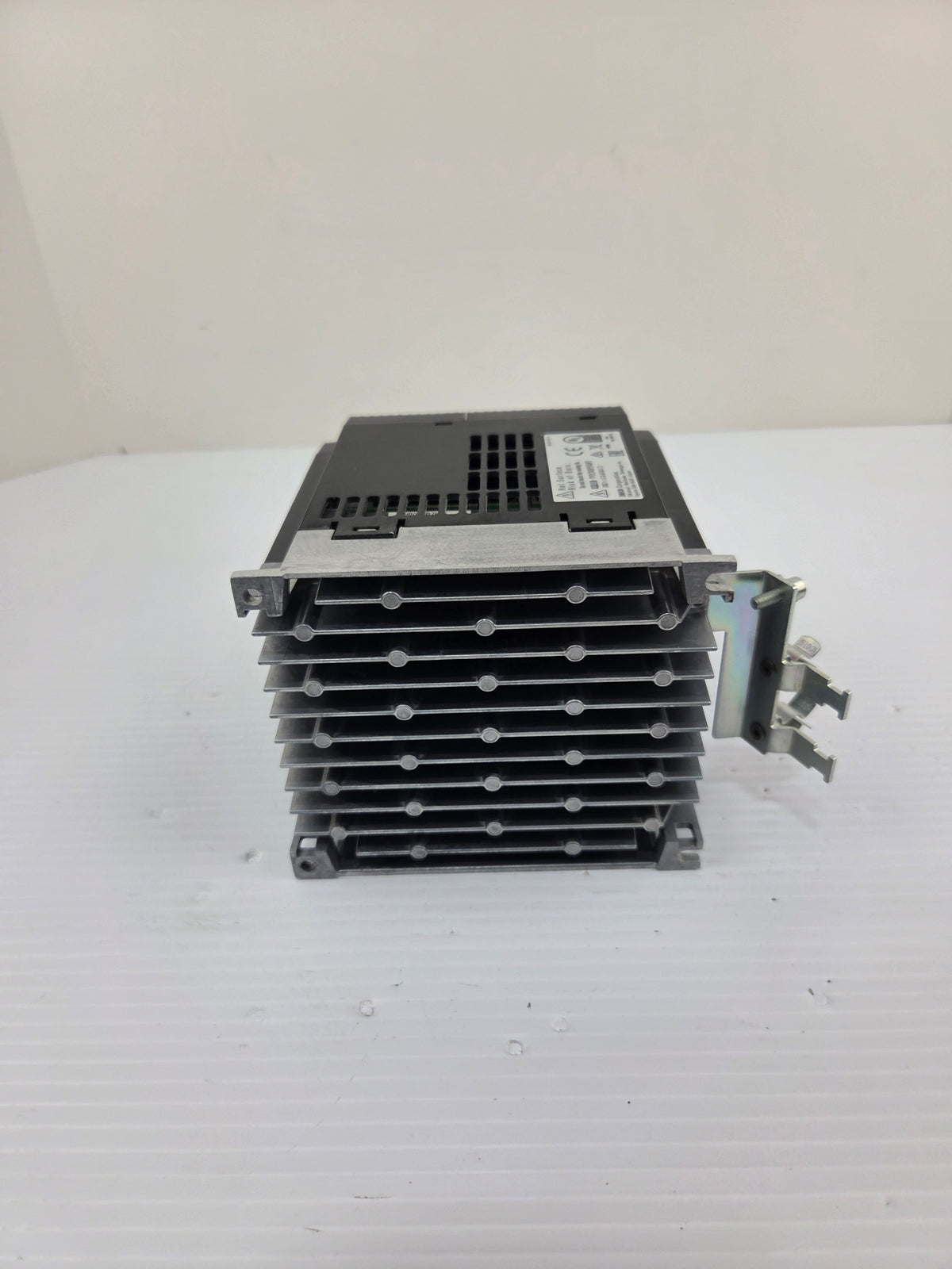 Omron 3G3MX2-A4004-E MX2 Inverter Drive 400V 3 Phase 0.4kW