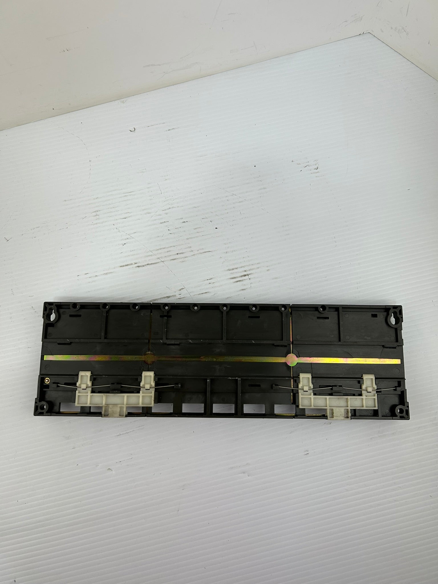 Mitsubishi A1S68B Base PLC Unit - Empty Rack S1G-2