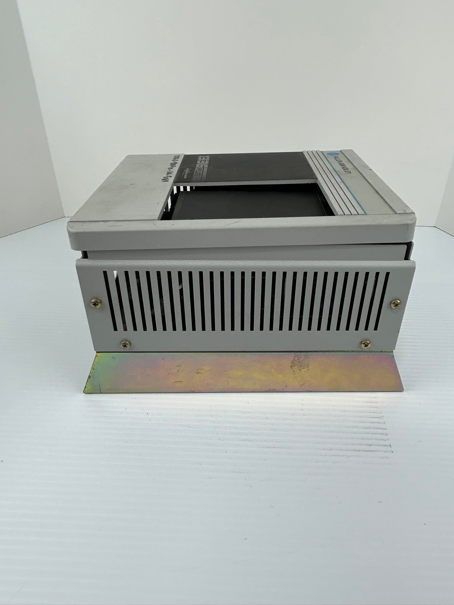 Allen-Bradley 1336S-BRF10-AA-EN4 Sensorless Vector Drive 1336 Plus Ser. D