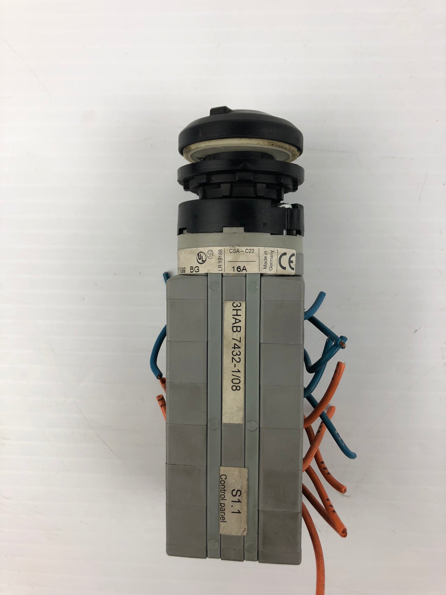 Sontheimer Nbg. WAW883/8ZM/Z32SF/X99 BG Keyed Selector Cam Switch (No Key)