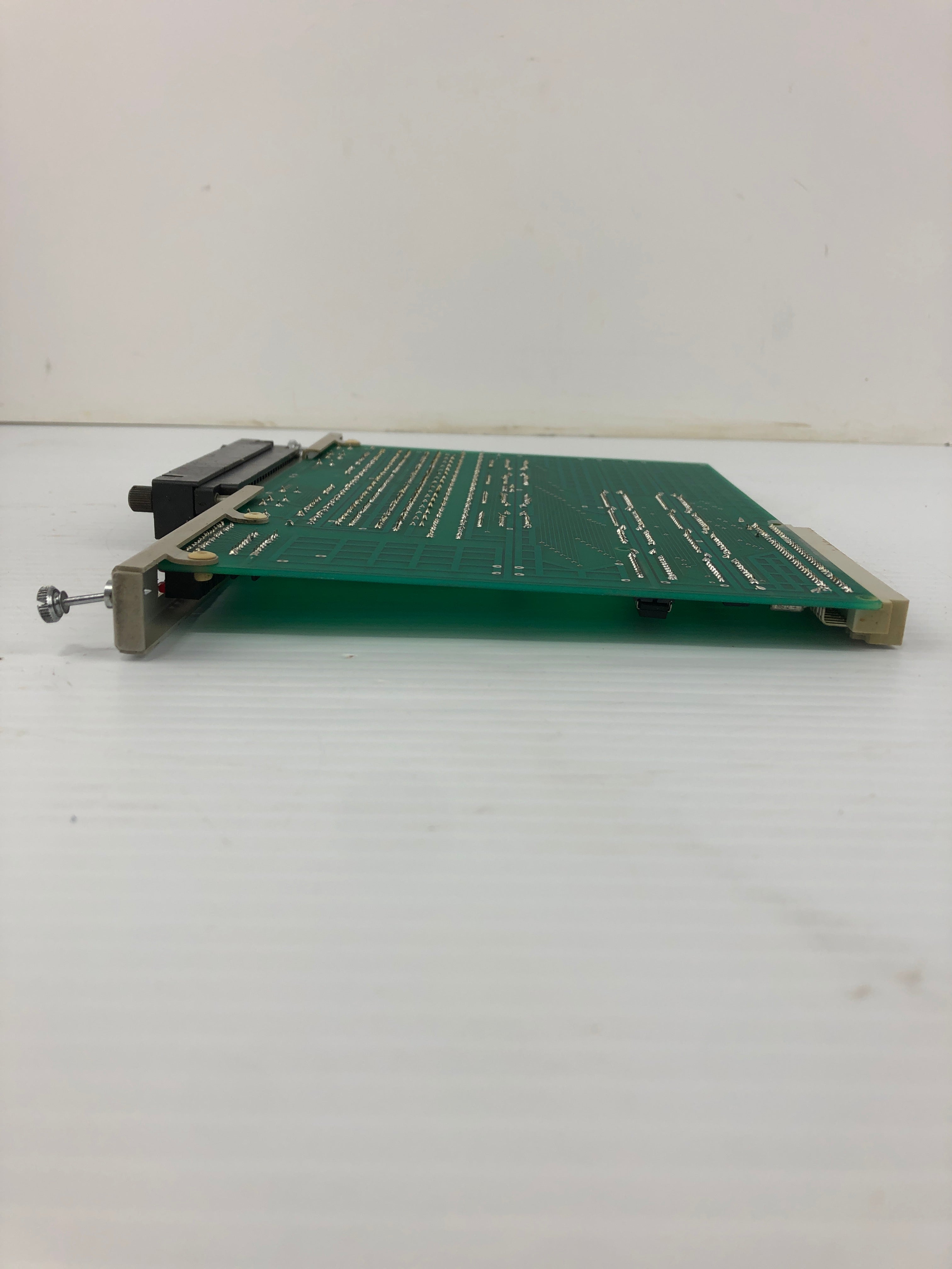 Microtek Controls Inc. LVDC505-16OUT LVDC/TTL Output Module