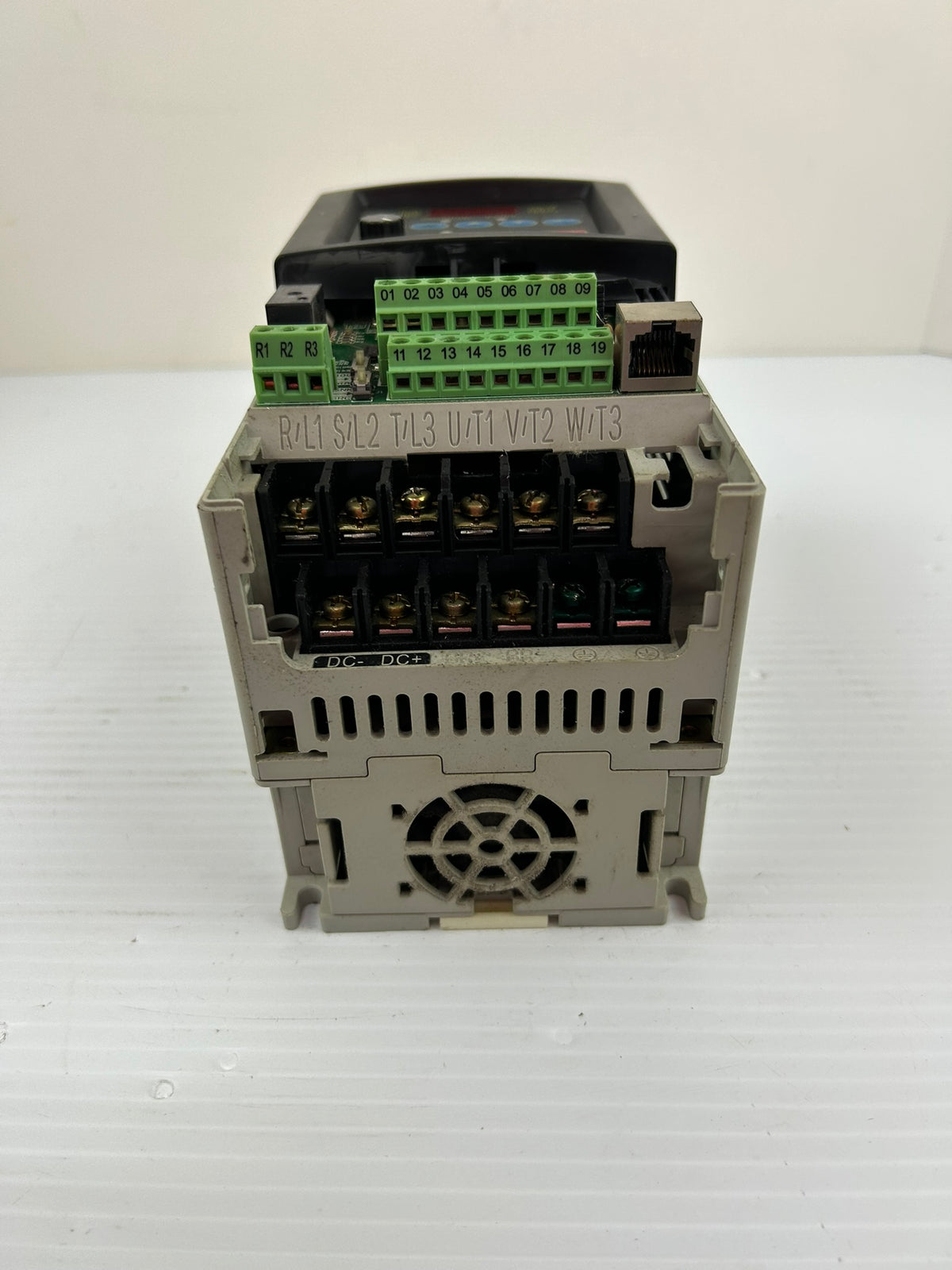 Allen Bradley 22B-B5P0N104 PowerFlex Drive Series A