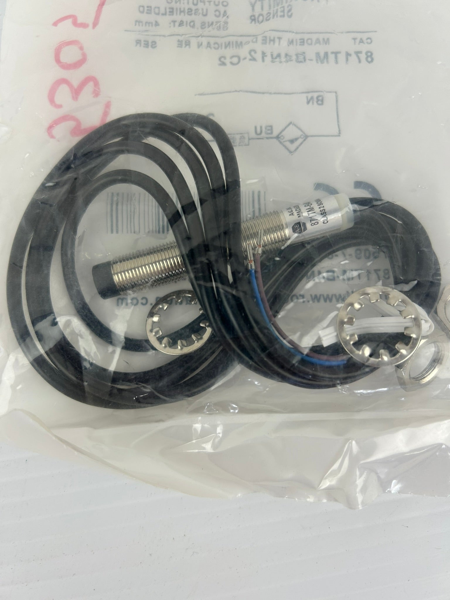 Allen Bradley 871TM-B4N12-C2 Inductive Proximity Sensor