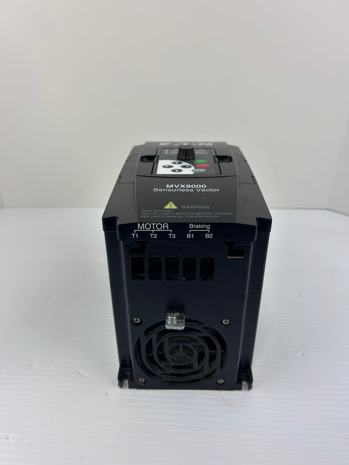 Eaton MVX005A0-4 VFD AC Drive 5HP 380-480V 3PH MVX9000 Sensorless Vector
