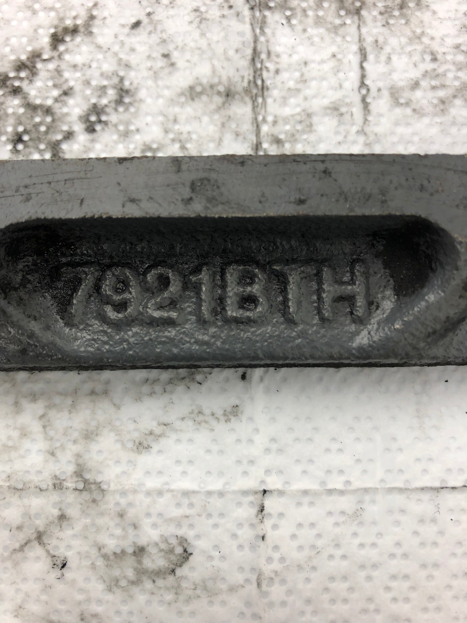 7921BTH Metal Mounting Base