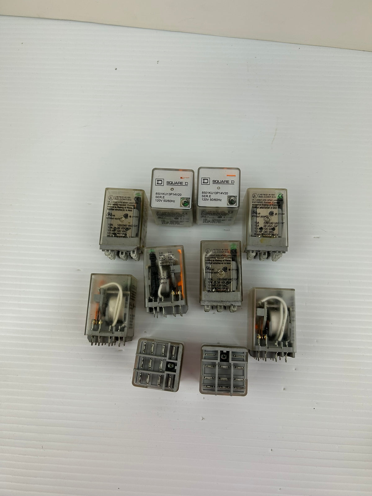Square D 8501KU13P14V20 Relay Series E 120V 50/60Hz - Lot of 10