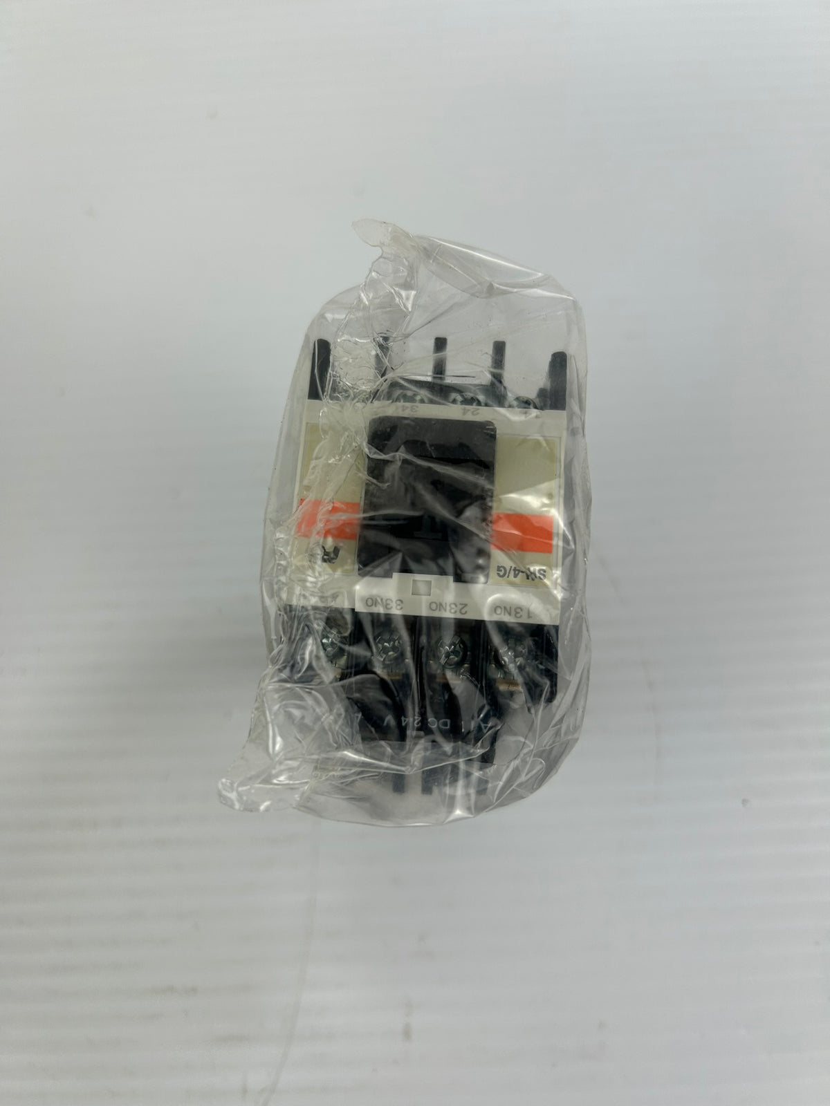 Fuji Electric SH-4/G Auxillary Relay 4GH440M 4a(4NO) 24VDC Coil
