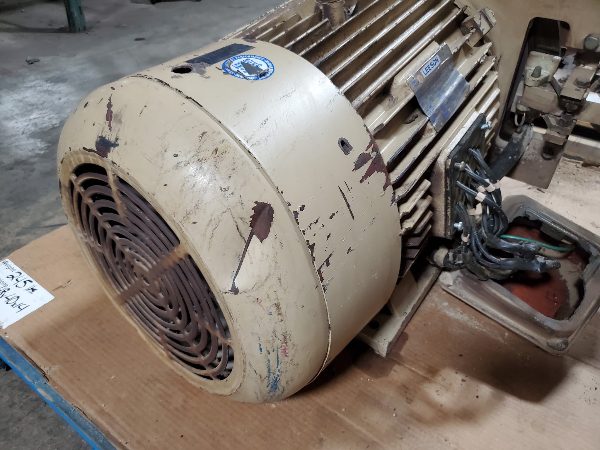 Leeson 150097-60 Motor 50HP 3PH 365T 1180RPM with Belt Drive Clutch Assembly