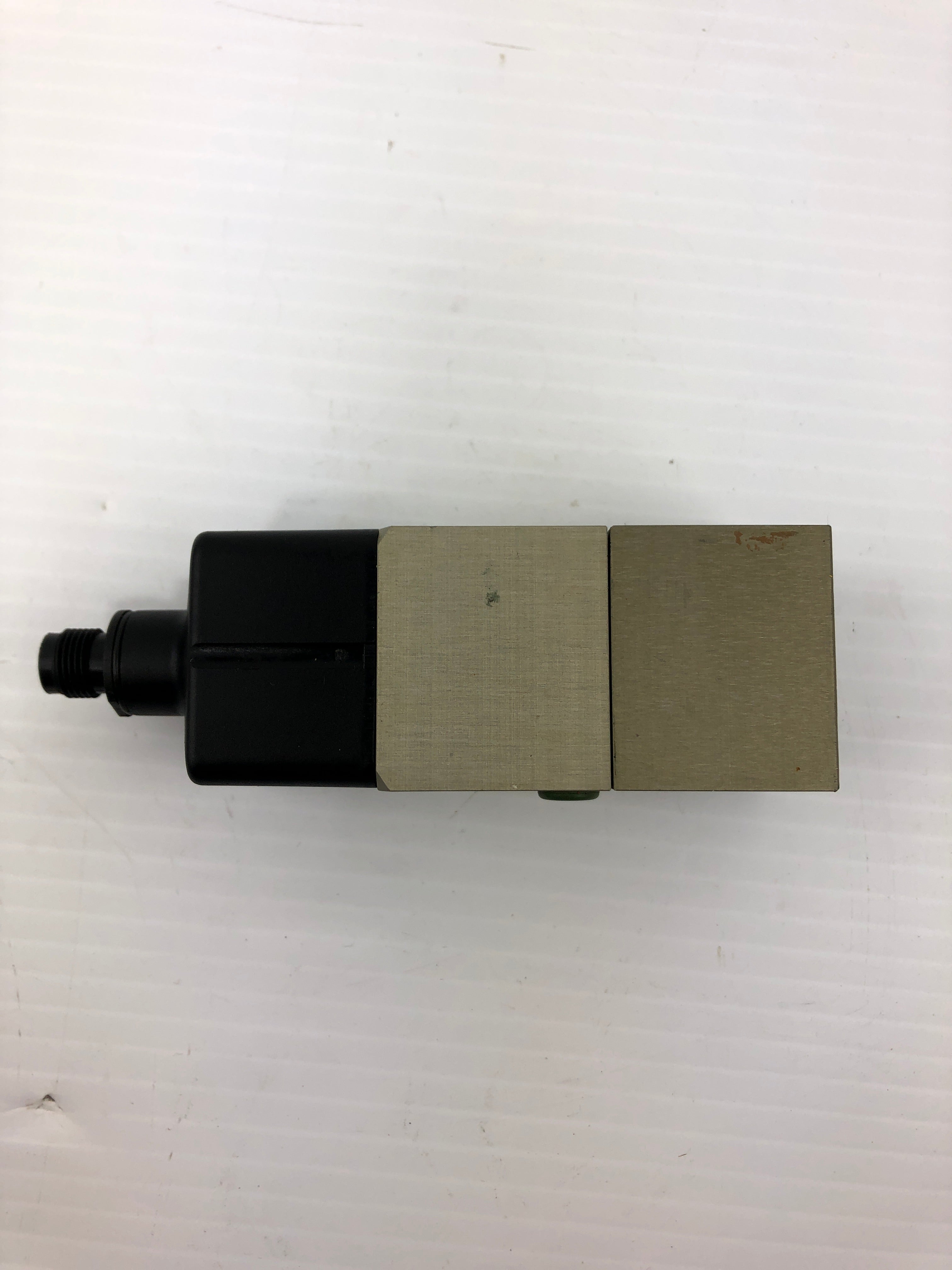 Hydac DS3202FCYYAYD329 Directional Valve