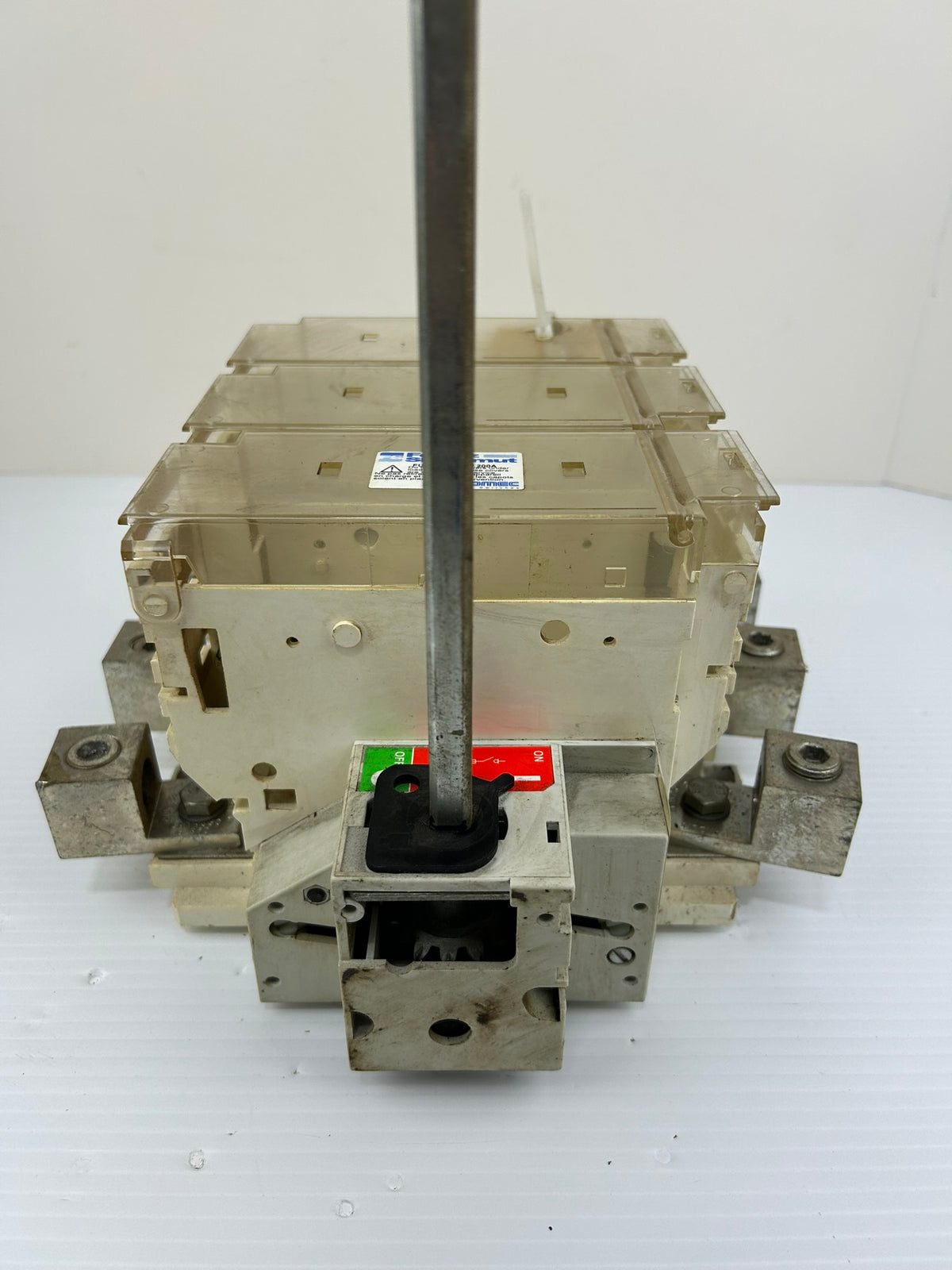 Ferraz Shawmut FBJ200 Fusible Disconnect Switch J 200A 50/60Hz - No Fuses