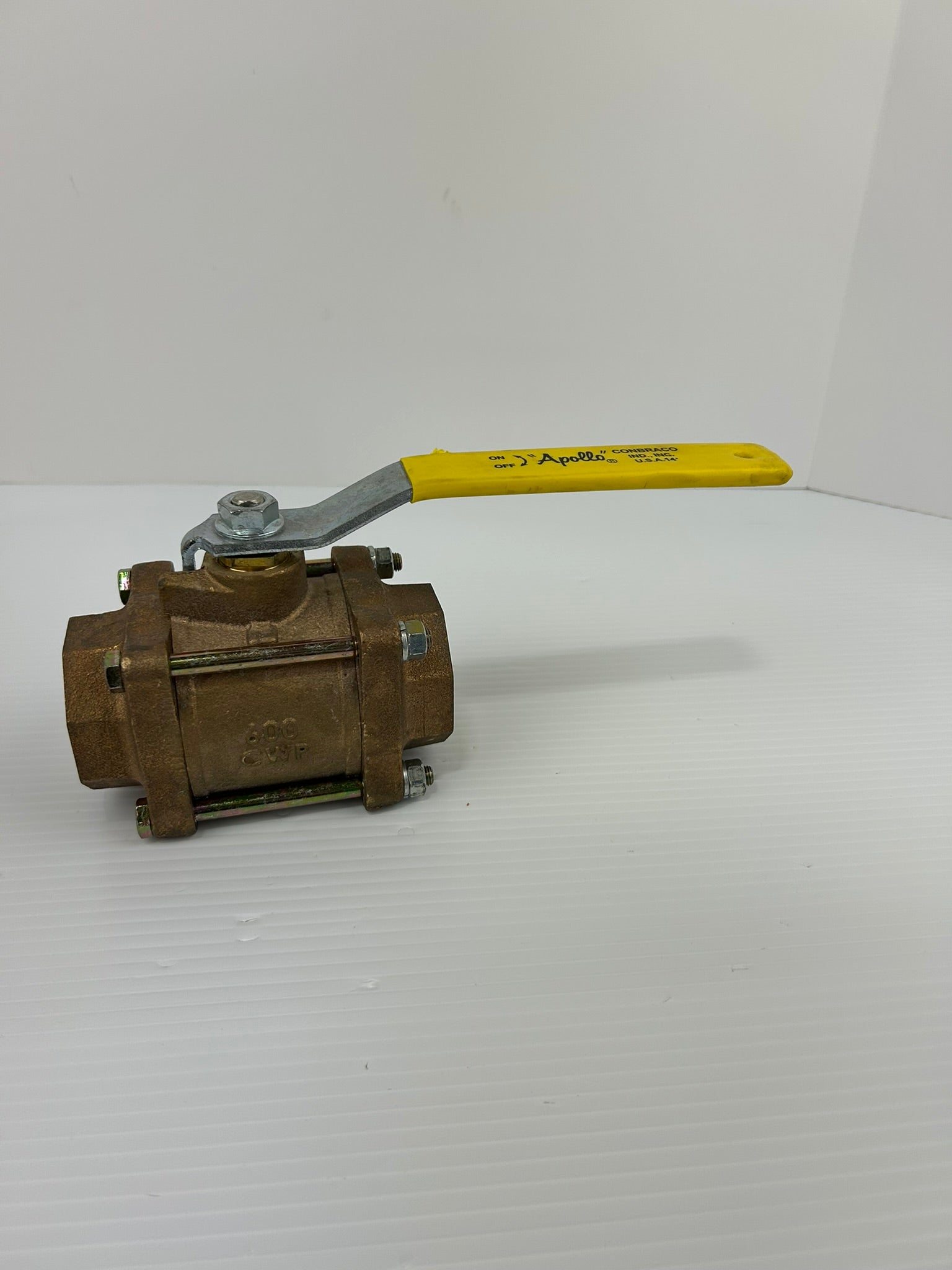 Apollo 600 CWP Ball Valve 1-1/2"