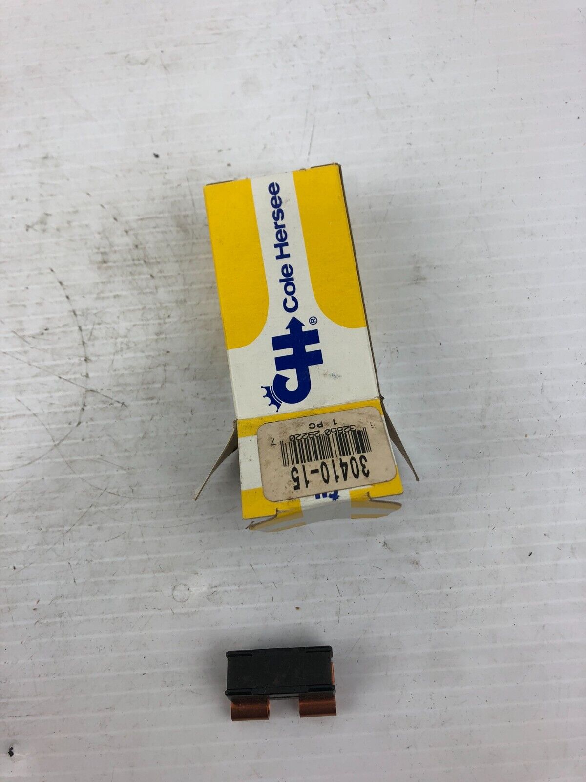 Cole Hersee 30410-15 Glass Fuse Style Circuit Breaker 12V 15A