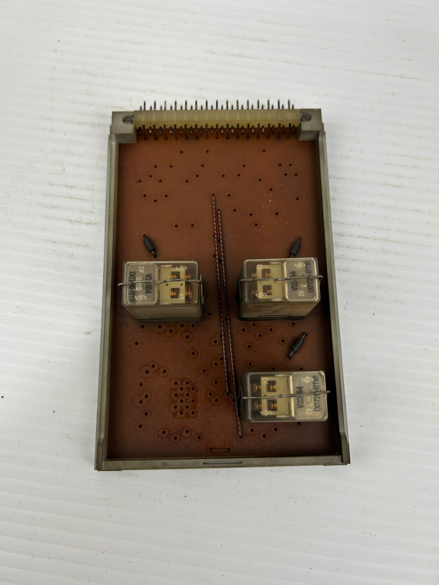 Barmag Electronic Circuit Board E110/00 with 3 Relays E110-00