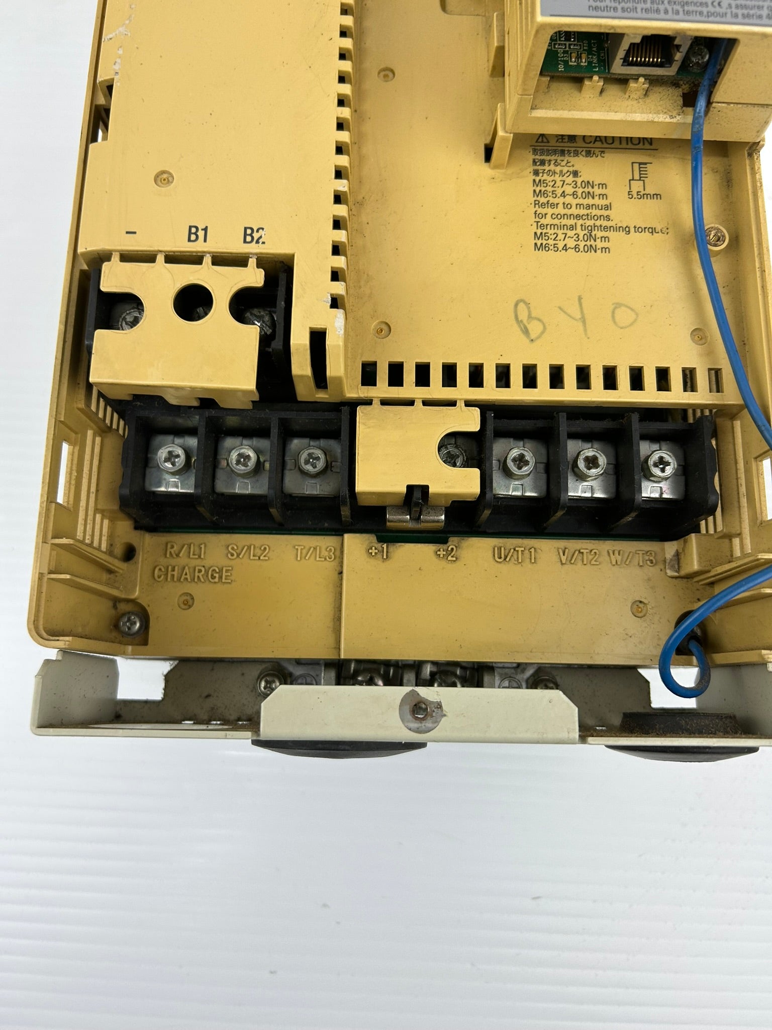 Yaskawa Electric CIMR-VU4A0031FAA 3PH AC Drive Rev A - No Top or Bottom Cover