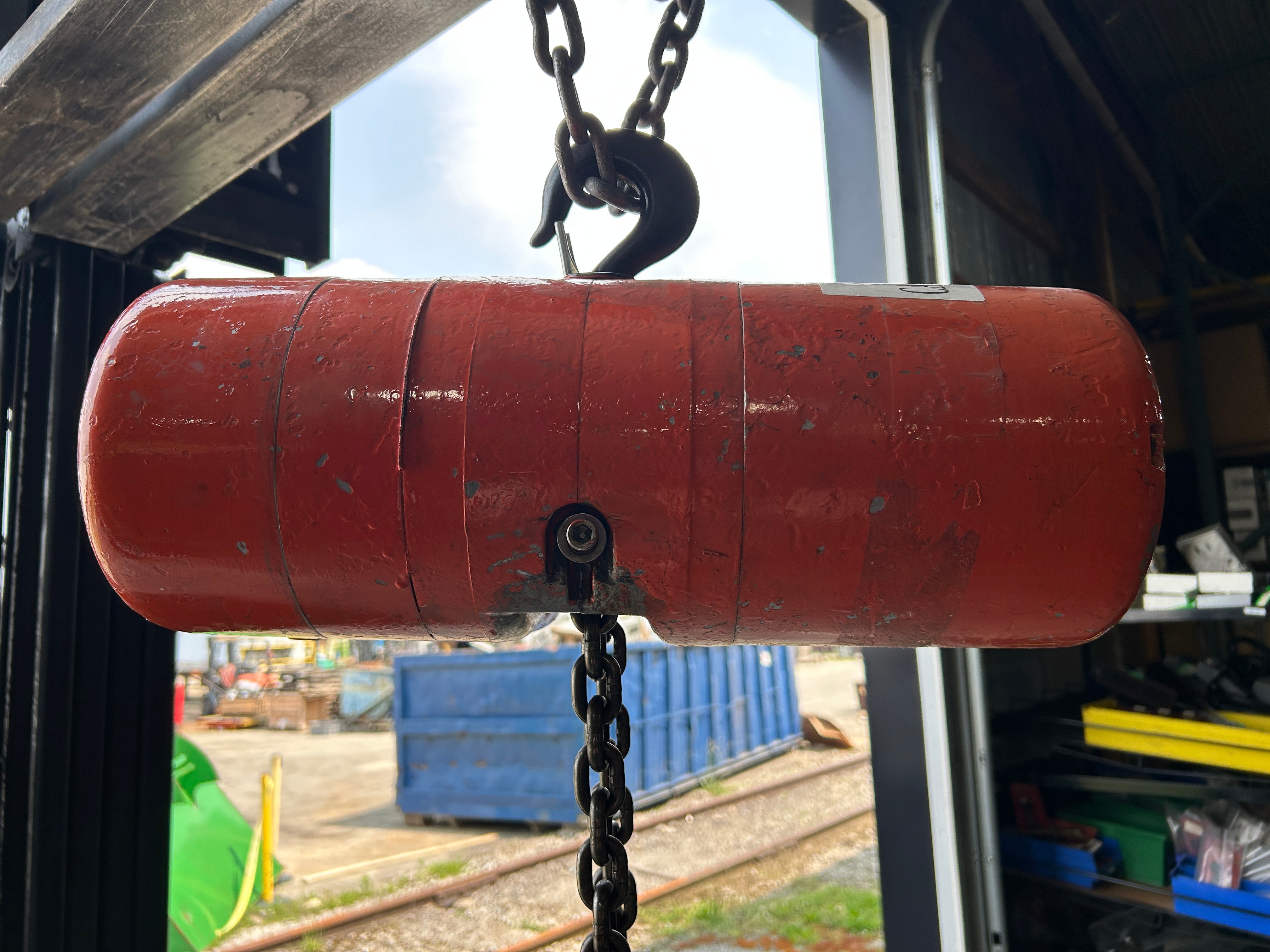CM Lodestar L2 Chain Hoist 1 Ton 16/5FPM 1/.33HP 2.4/2.5A 1000kg 460V 3PH 60 Hz