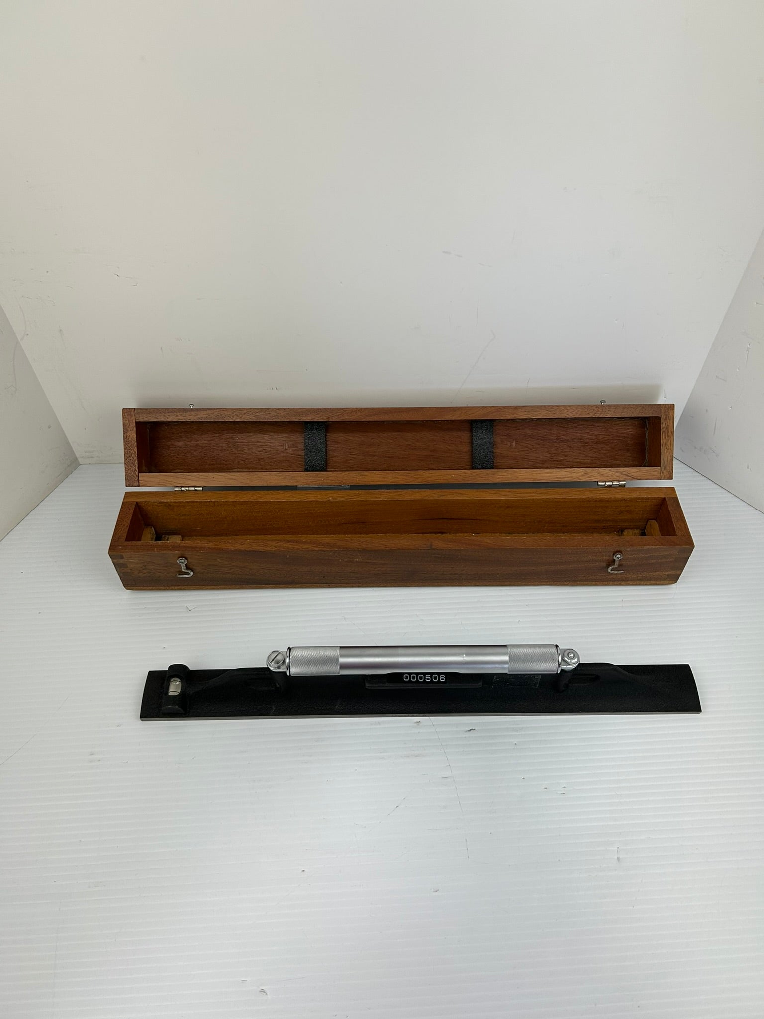 Starrett 98 Machine Level Leveler Gauge 18" Long with Case