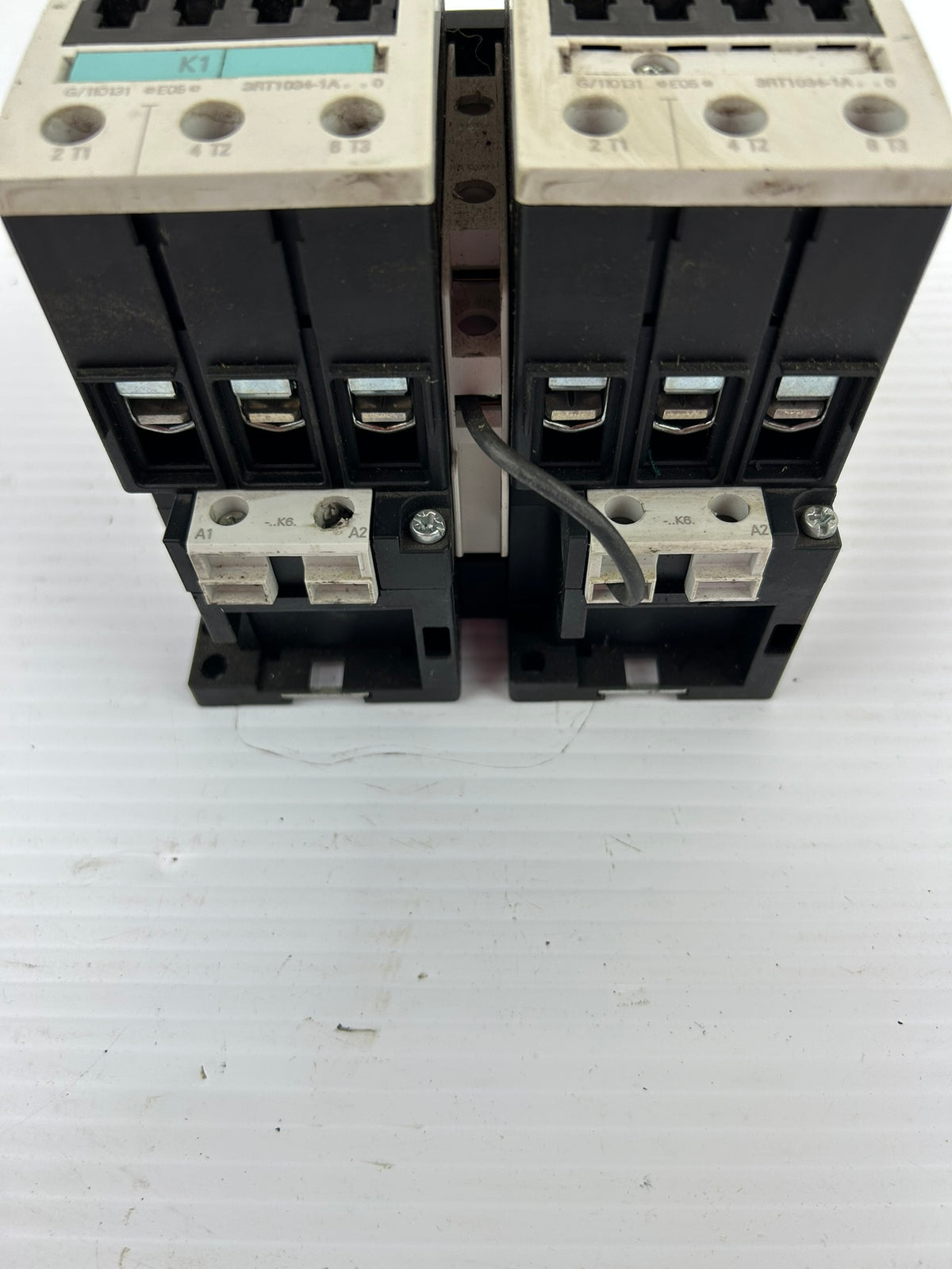 Siemens 3RA1334-8XB30-1AK6 SIRIUS Reversing Contactor 32A 3PH 3RT1034-1A