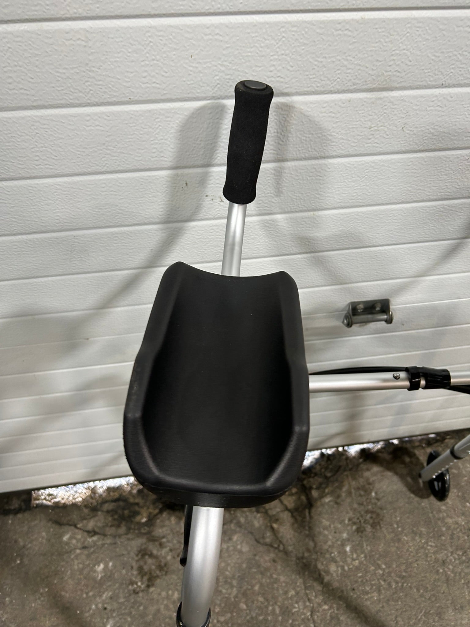 Vevor 2508137926350716 Folding Walker & removable Armrests, Hight Adjustable