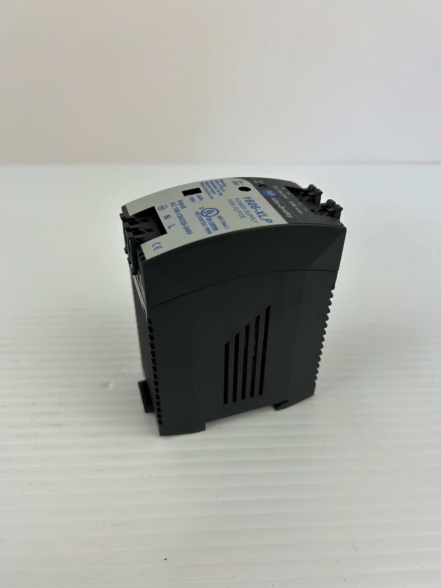 Allen Bradley 1606-XLP Power Supply 1606-XLP72E Series A 24-28V