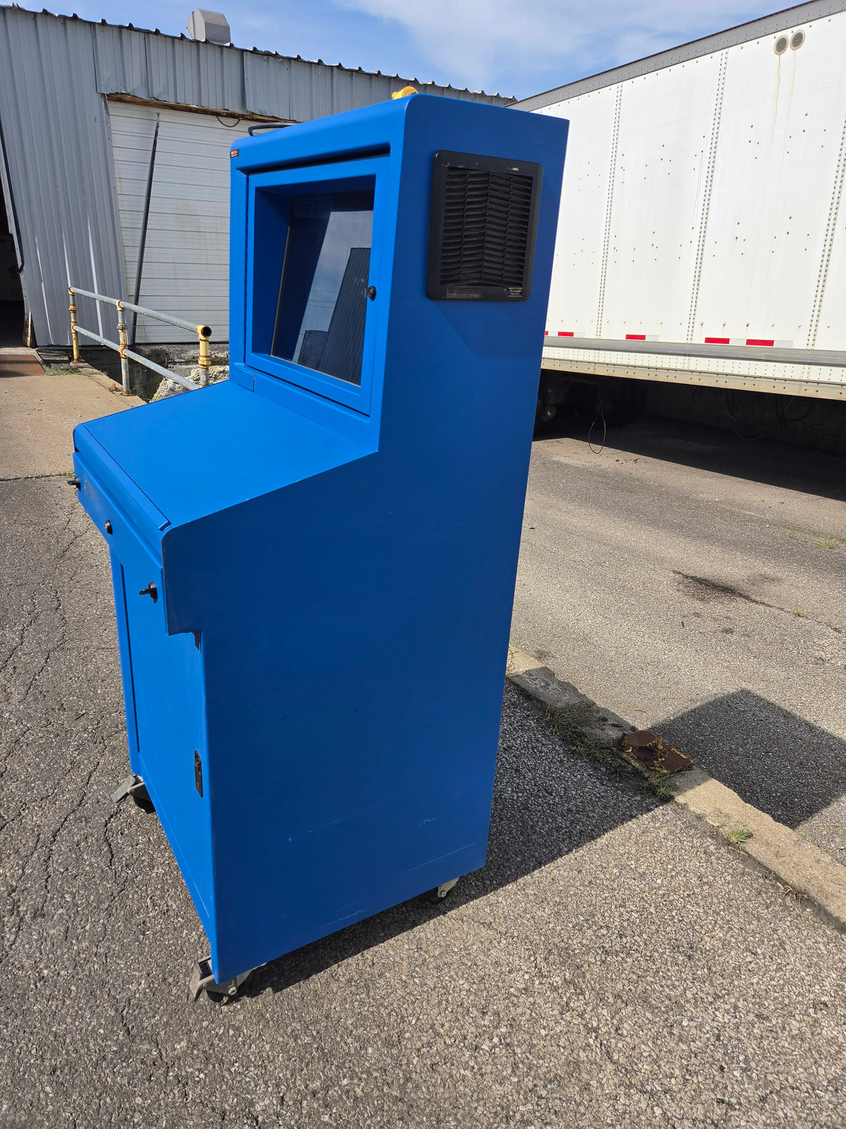 ITS Enclosures IS603027-12-B Icestation Mobile Computer Cabinet Enclosure 39497