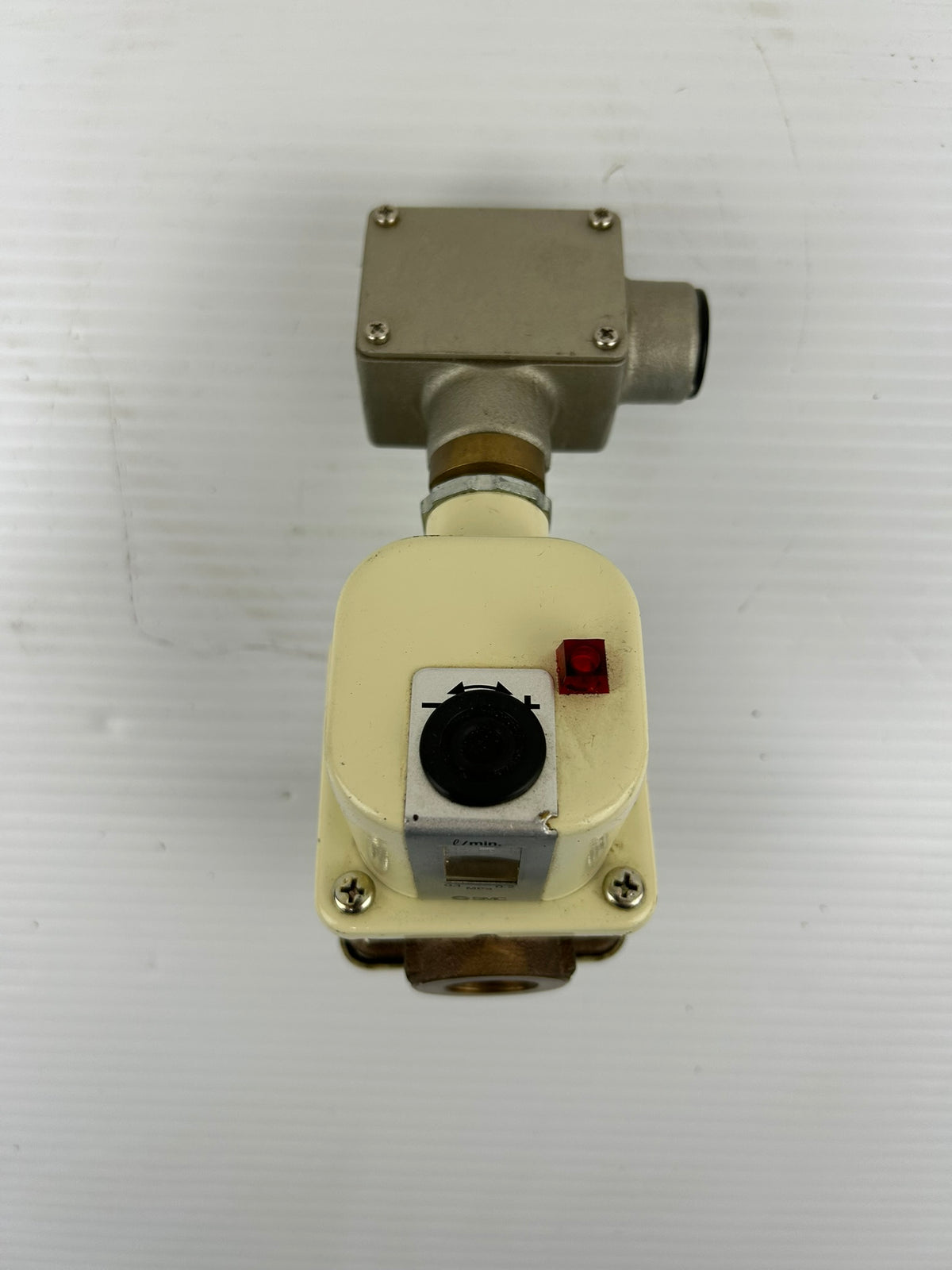 SMC IFW520-04-01-X288 IFW Flow Switch 0.1~0.6MPa 5A 24VDC 25l/min