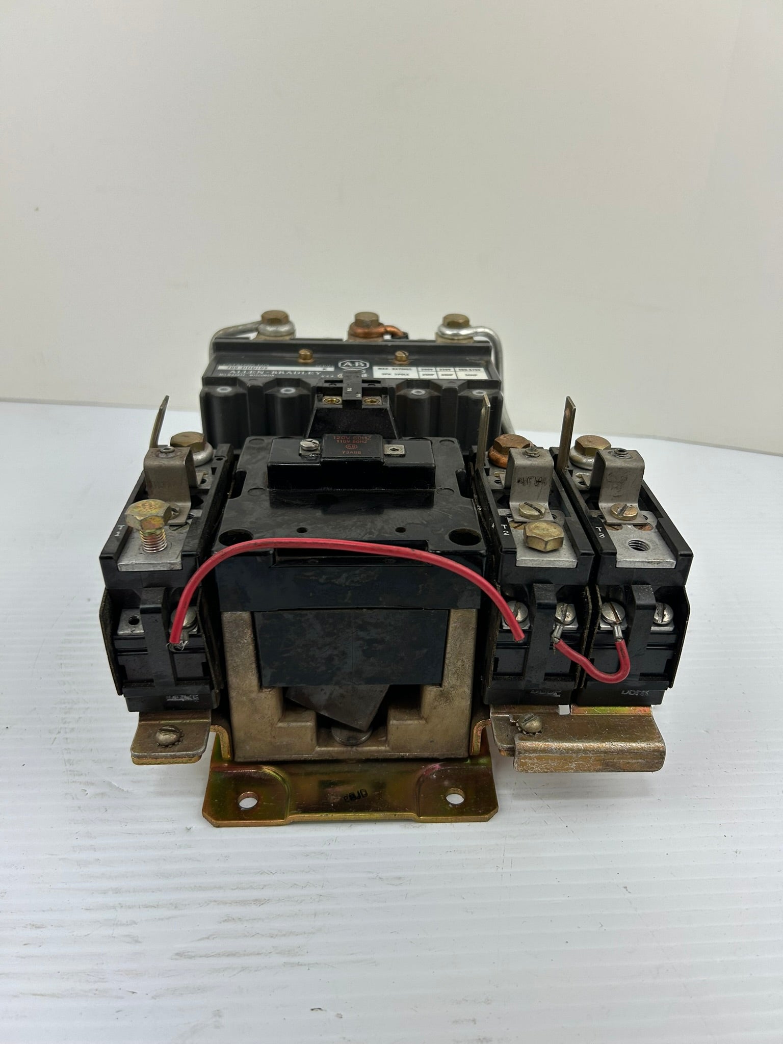 Allen-Bradley 709-D0D103 Motor Starter Contactor Series K Size 3