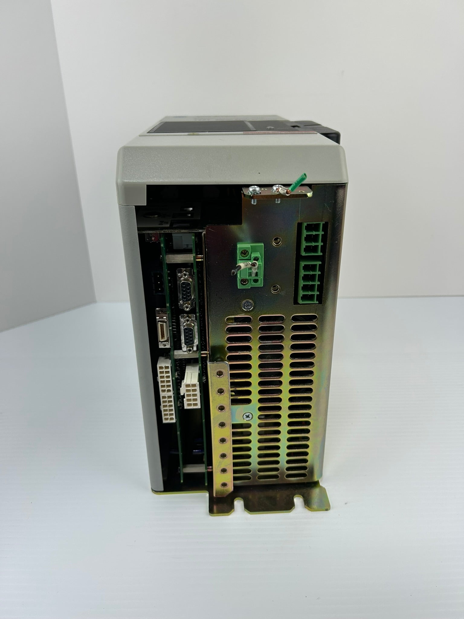 Allen Bradley 1394 Digital Servo Controller 1394C-SJT05-L-RL GMC System Module