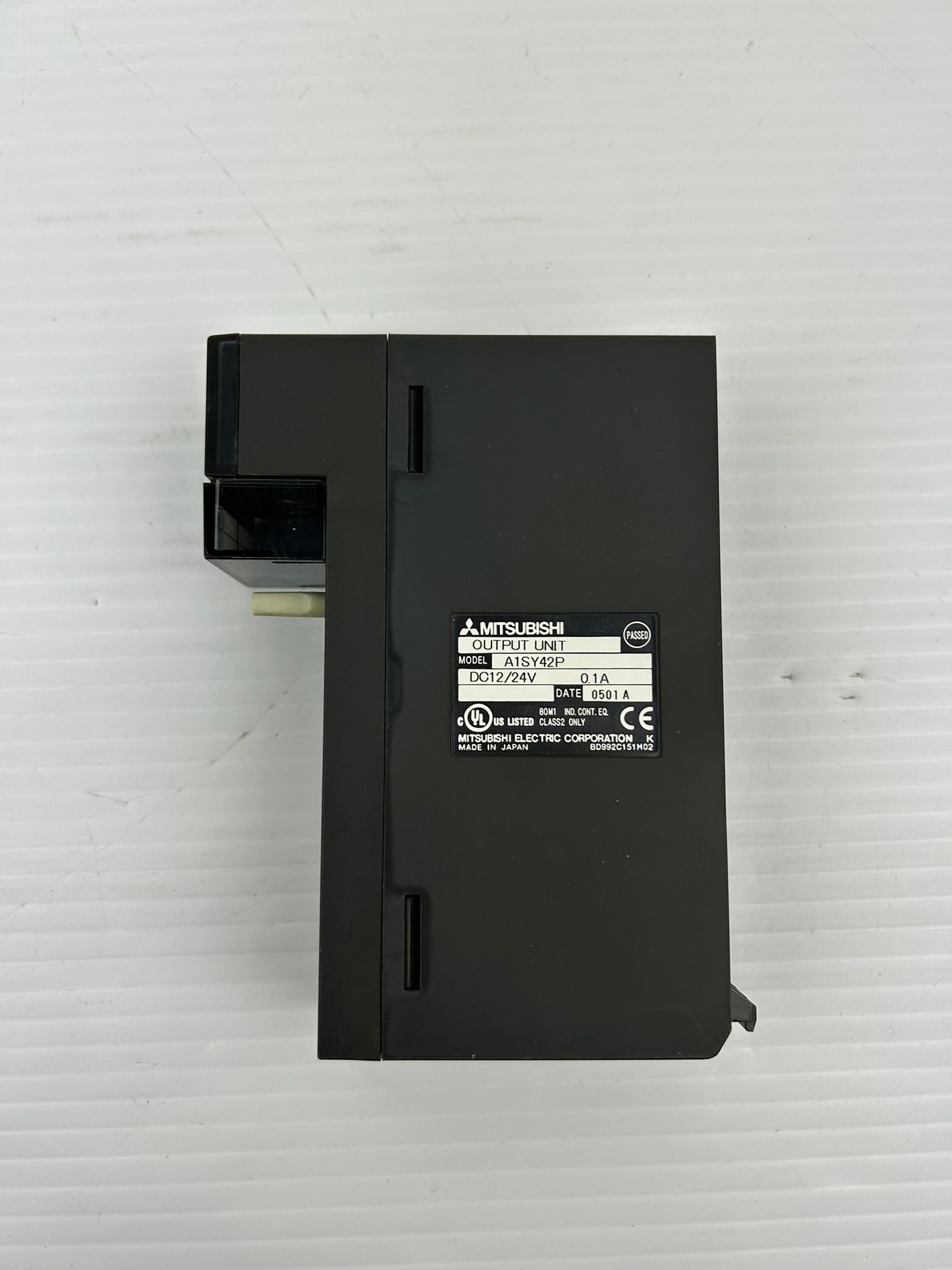 Mitsubishi A1SY42P Output Unit PLC Module 12/24VDC 0.1A