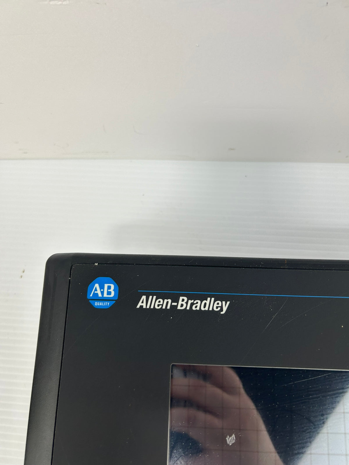 Allen-Bradley 2711-T10C15 PanelView 1000 Touch Screen HMI Series C TESTED