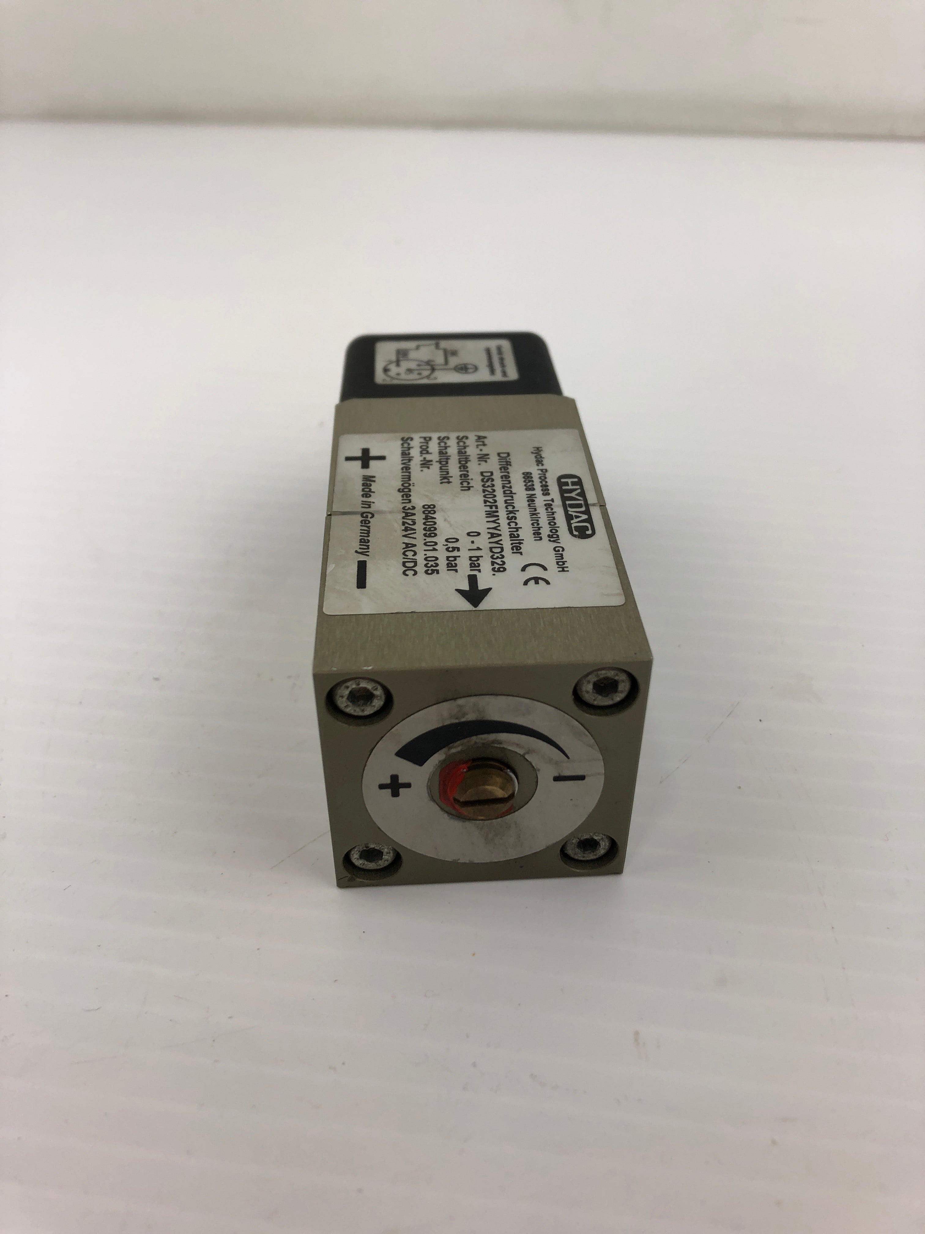 Hydac DS3202FMYYAYD329 Directional Valve