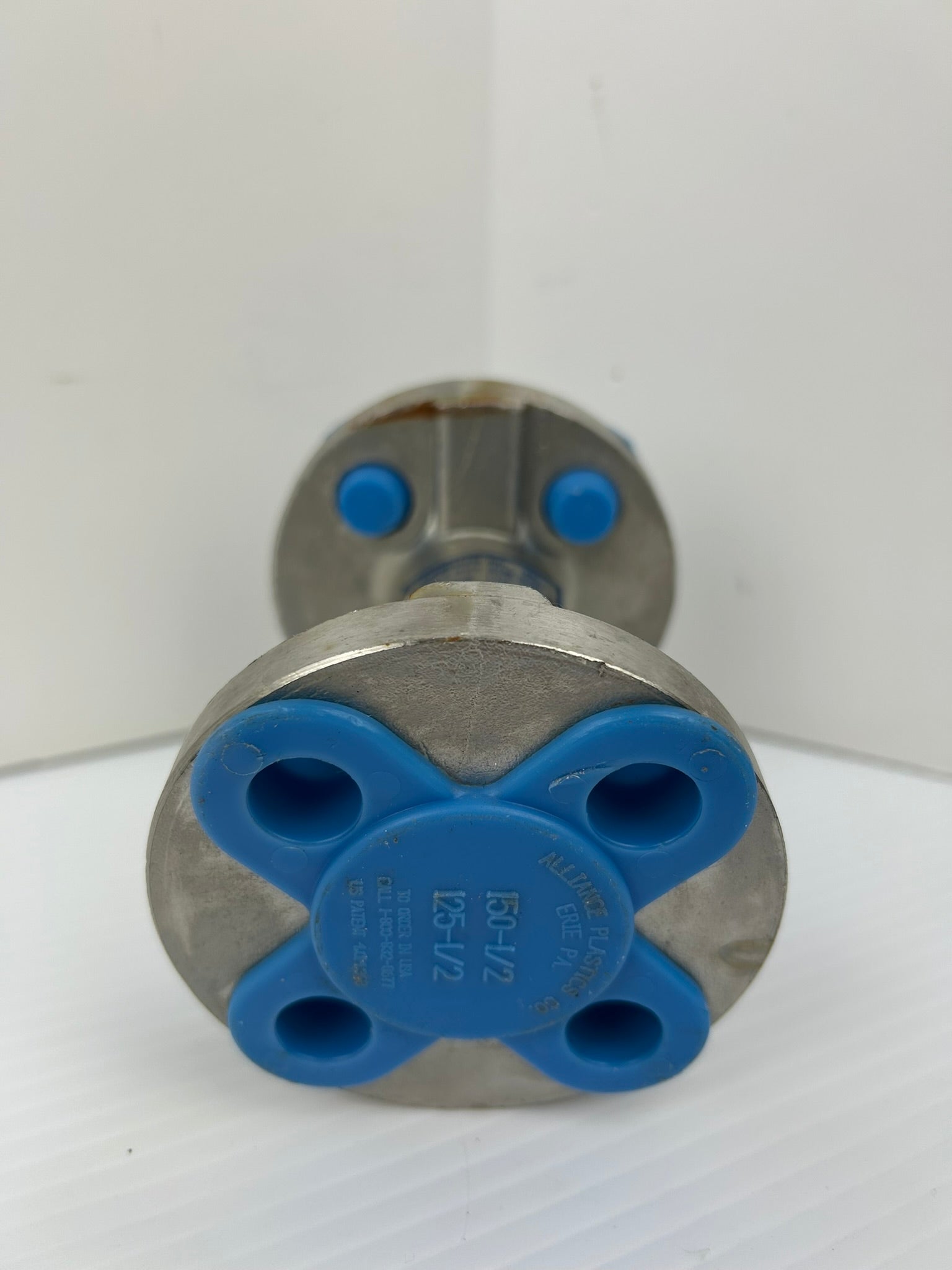 Conbraco CFM8 RTFE Manual Flanged Ball Valve 8710302 1/2" 316 SS