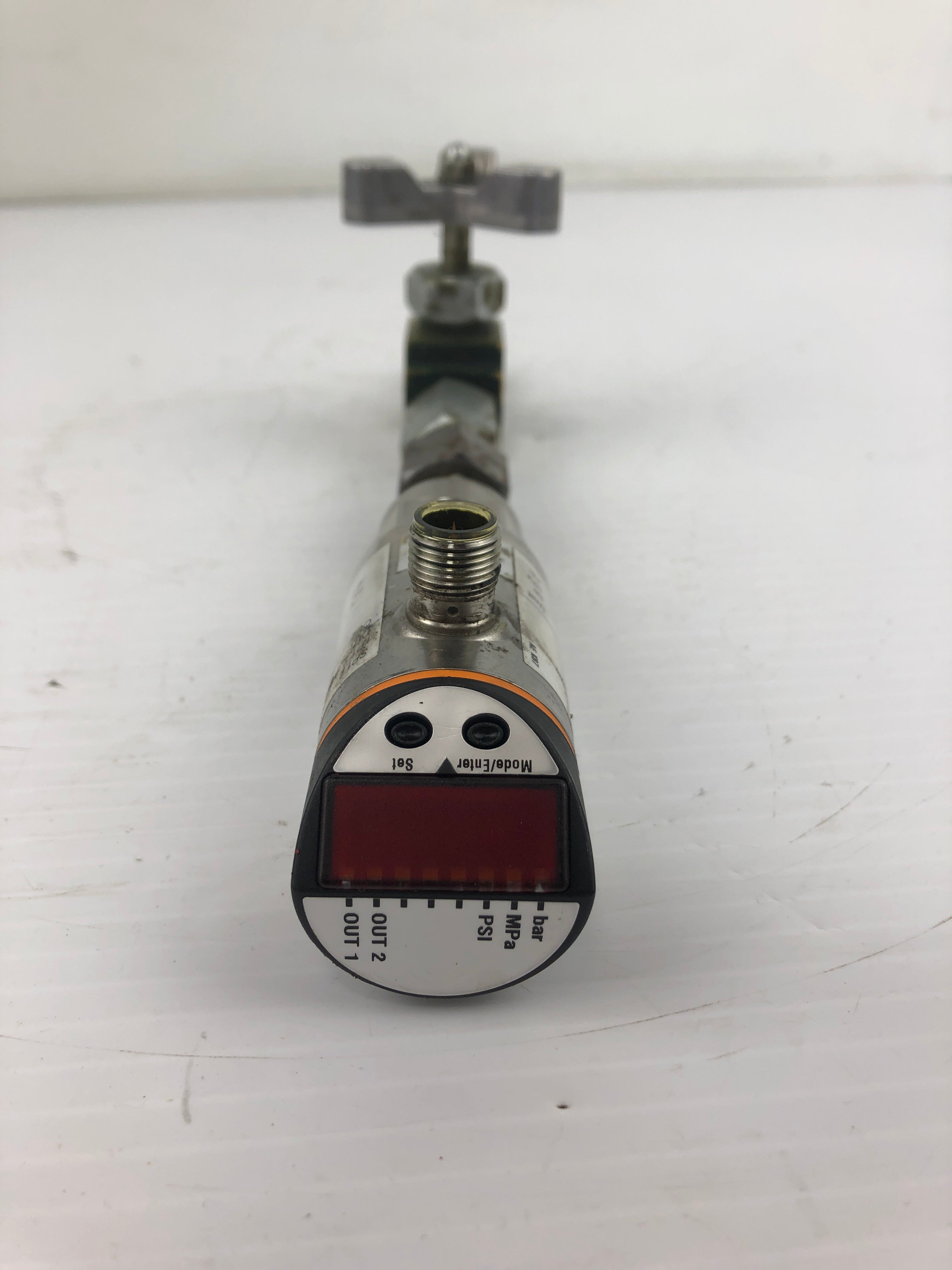 IFM PN7002 Electronic Pressure Sensor with ASK SAN-200N Valve