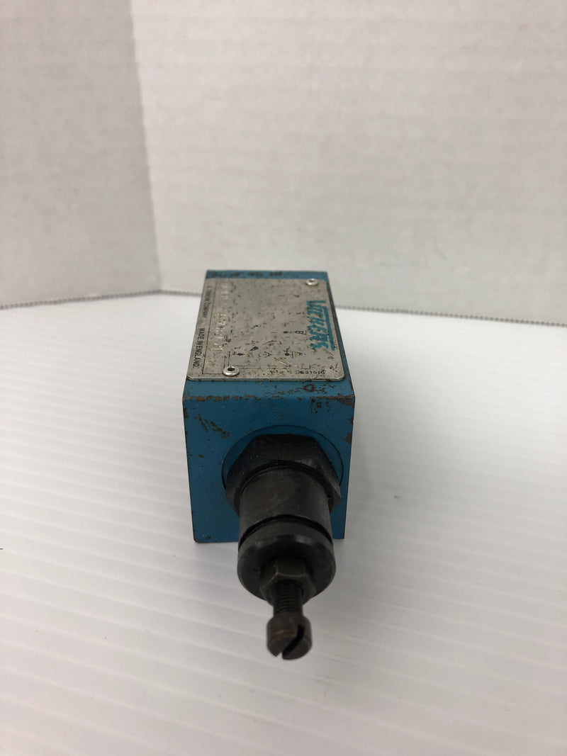 Vickers DGMFN-3-Y-A2W-B2W-21 Flow Control Valve