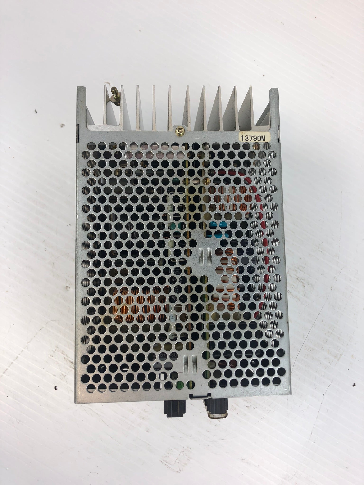 Omron S82J-30024 Power Supply