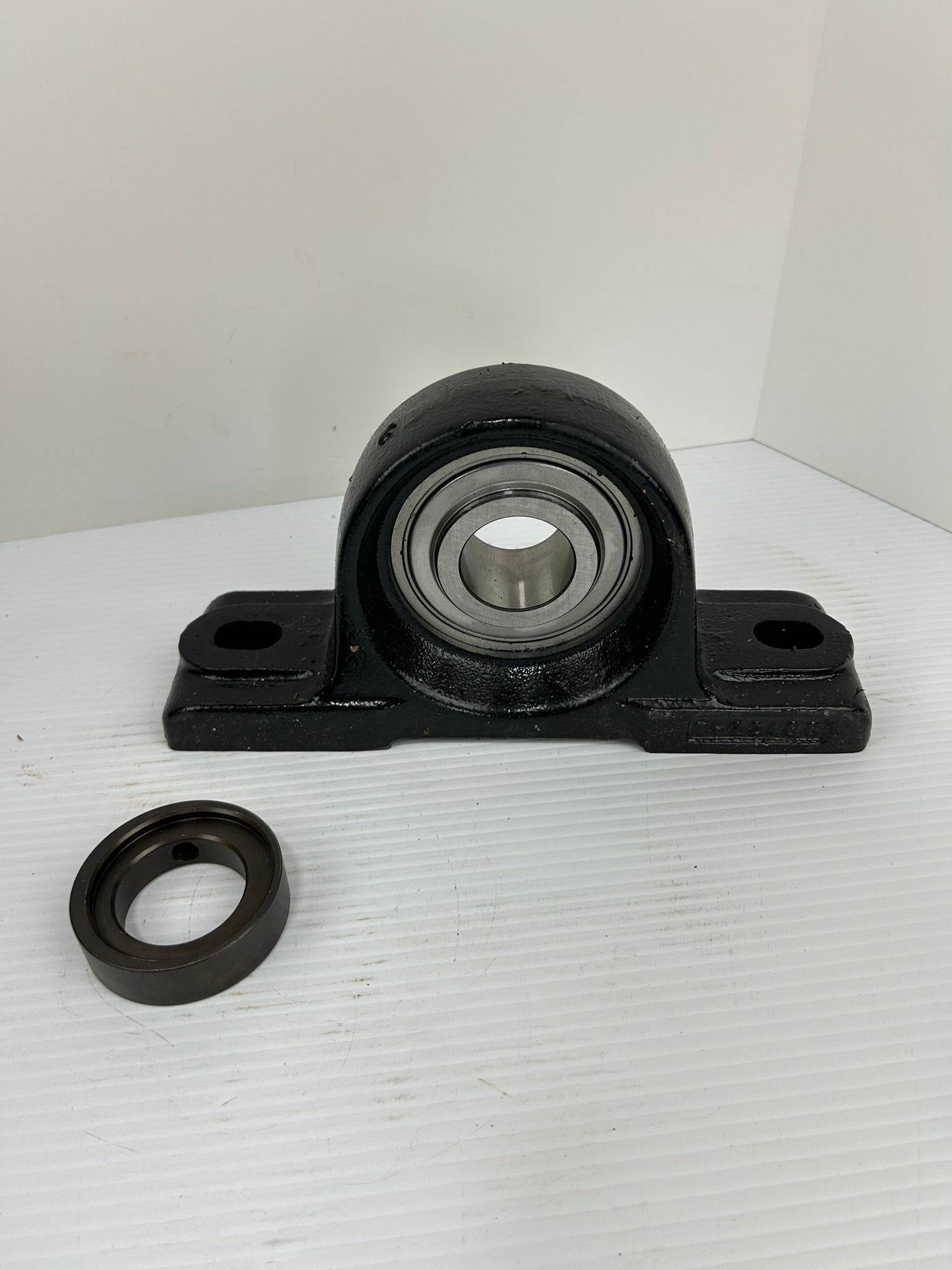 Timken RSAO1 11/16 Fafnir Pillow Block Bearing 101598885 LB P2U327
