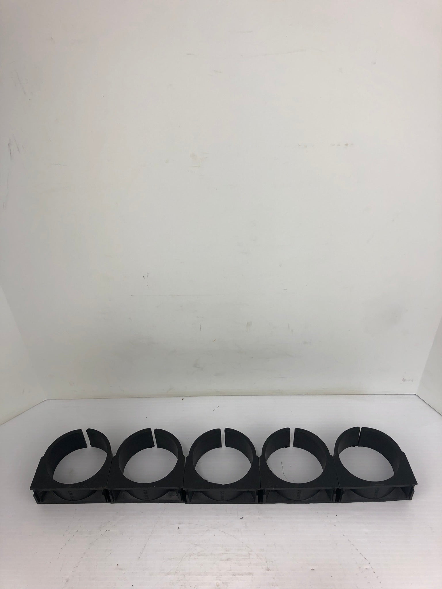Tyco Unistrut Stainless Steel Clamps 053N060 SS Cush-a-Clamp - Box of 5