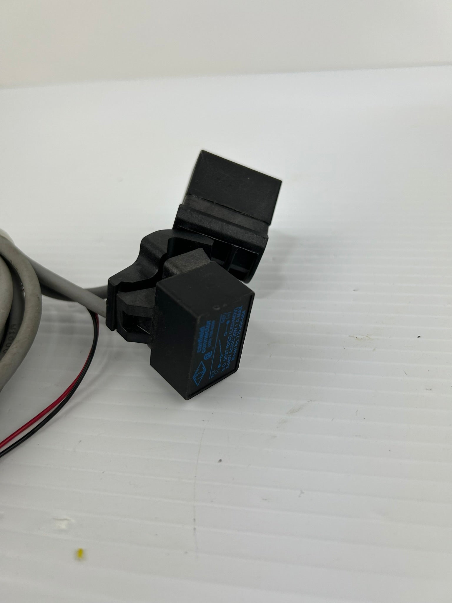 Canfield Connector 710-000-004 Switch Sensor (Qty 2) with E174416 Cable Wire